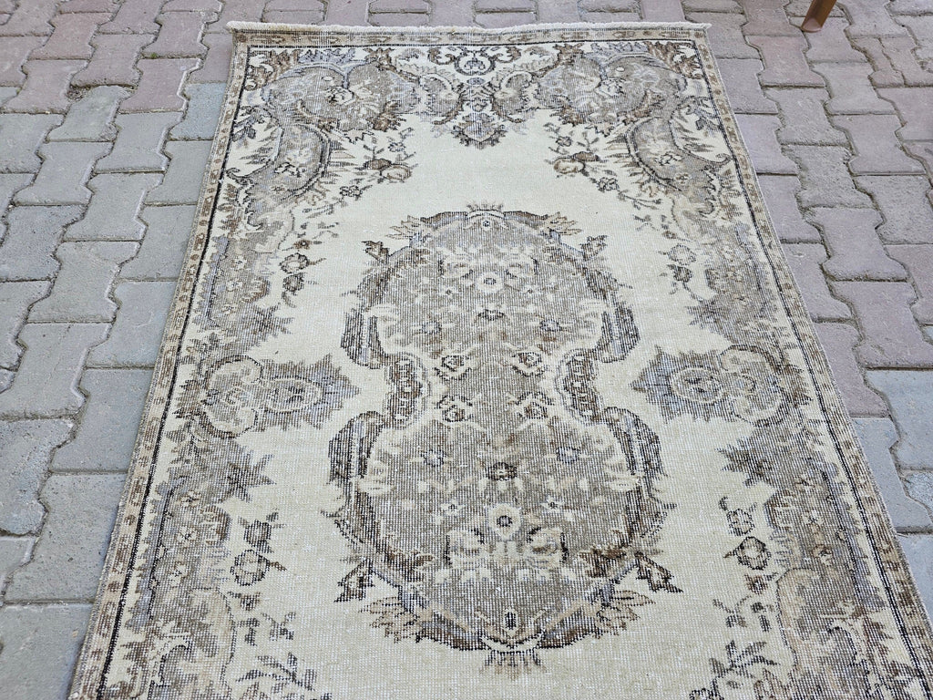 Vintage Oushak Rug 4x7: Hand-Knotted Turkish Wool Rug