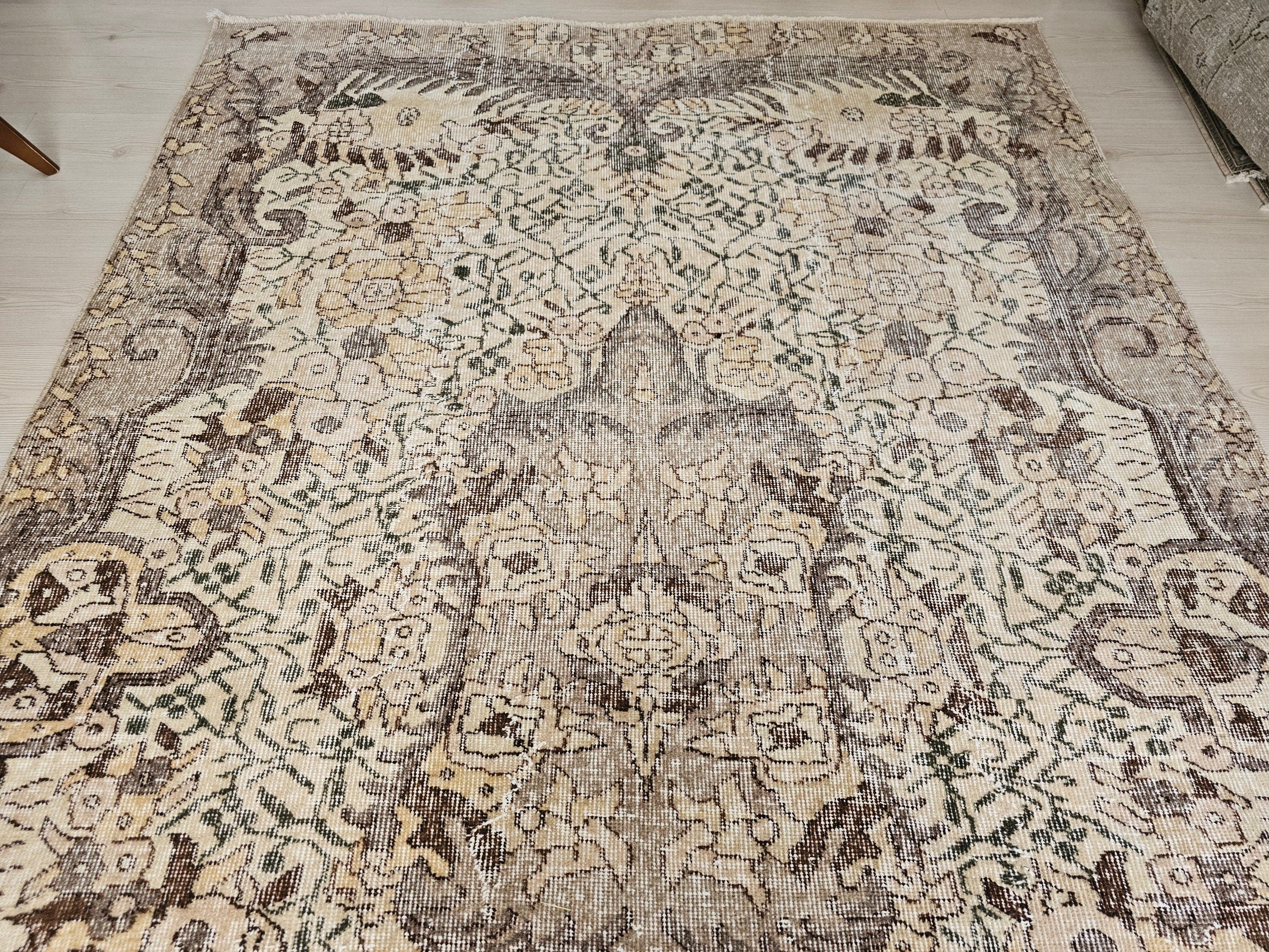 Hand Knotted Wool Turkish Oushak Rug 6x9: Vintage Anatolian Design