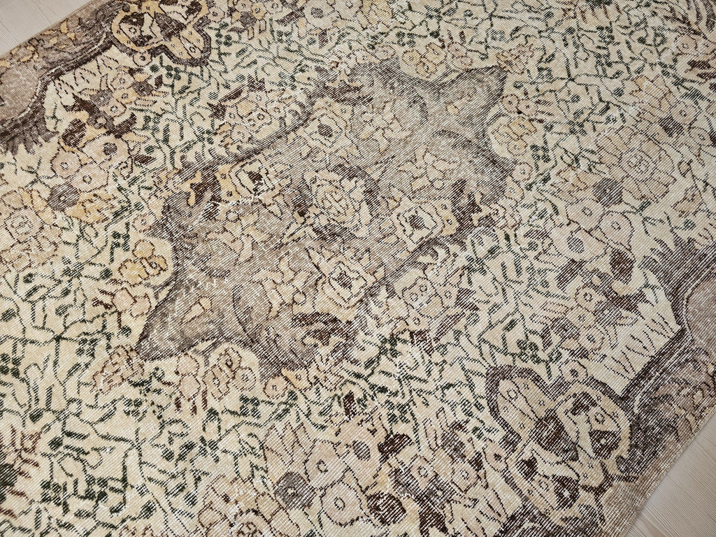 Hand Knotted Wool Turkish Oushak Rug 6x9: Vintage Anatolian Design