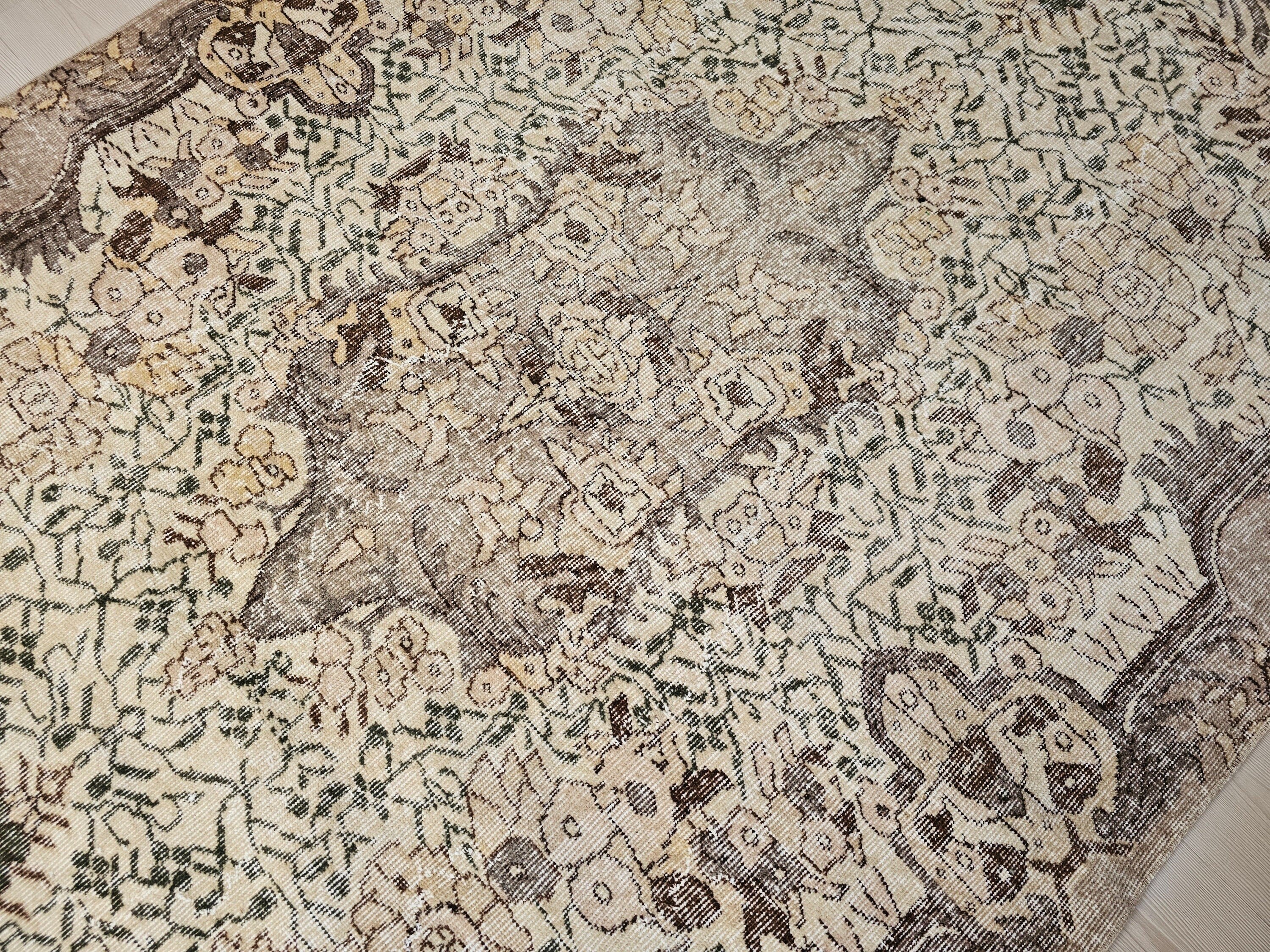 Hand Knotted Wool Turkish Oushak Rug 6x9: Vintage Anatolian Design