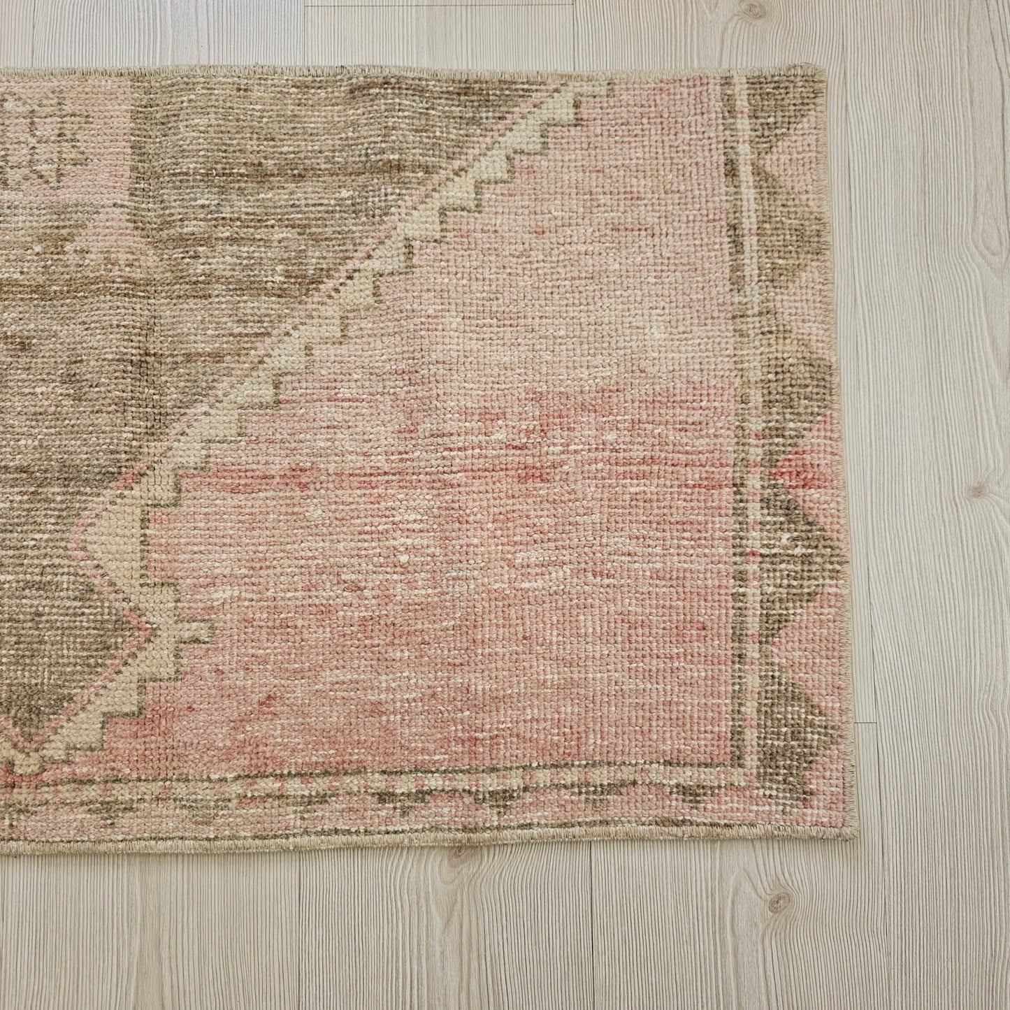 Pink Vintage Turkish Doormat - Wool Oushak Bath Mat 2x4 //1.8x3.7 feet