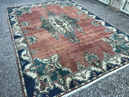 Red Oriental High Quality Wool Turkish Rug // 8x11.5 feet