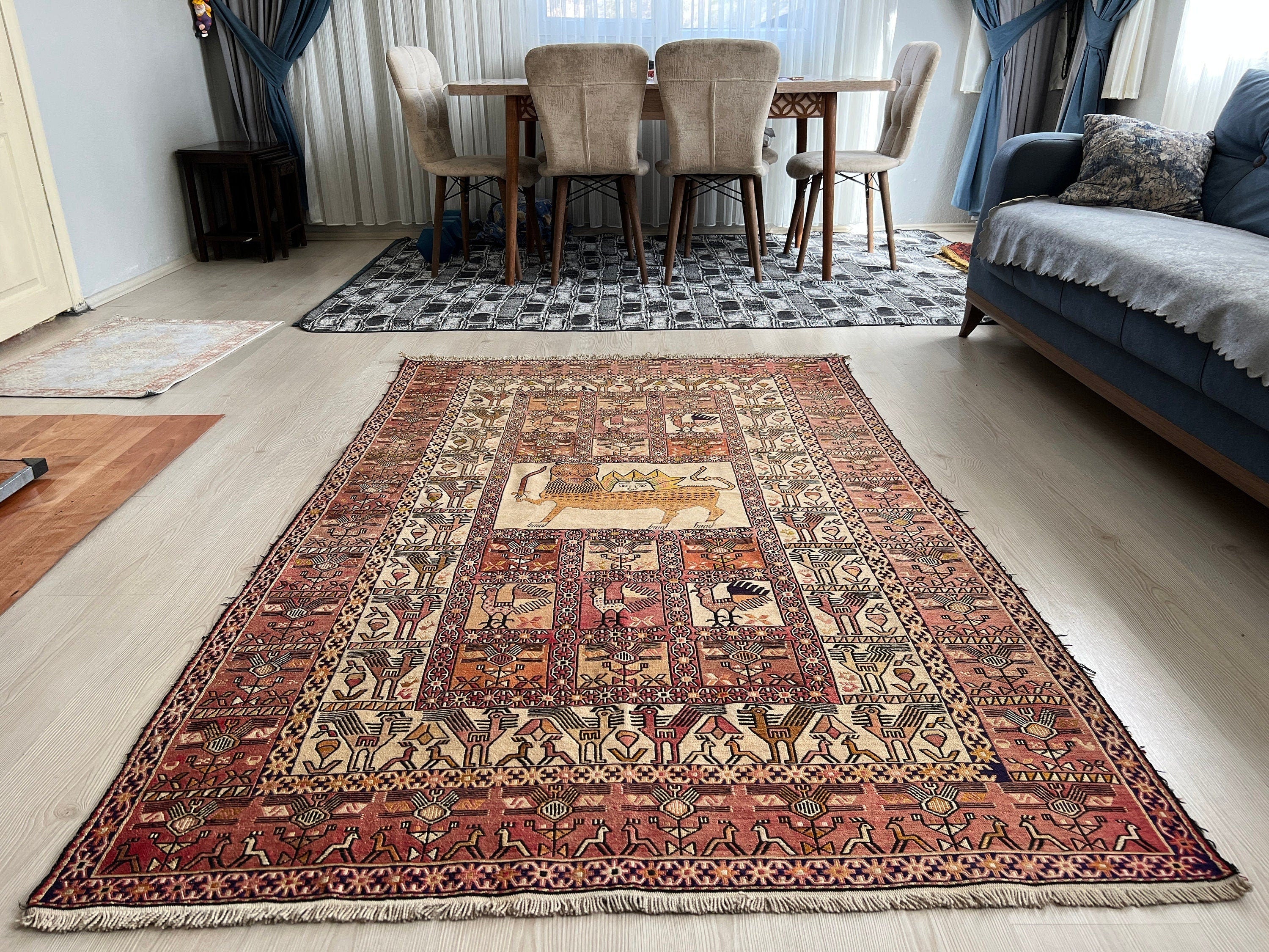 Vintage Silk Soumak Rug: Hand-Embroidered Kilim, Decorative Anatolian Rug (4.25x6.80 ft)