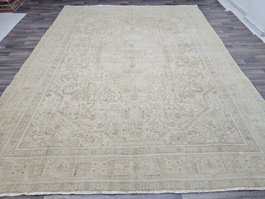 9x12 Vintage Turkish Area Rug | Neutral Hand Knotted Heriz Carpet | Large Antique Rug | Boho Chic Home Decor | Unique Oriental Floor Cover
