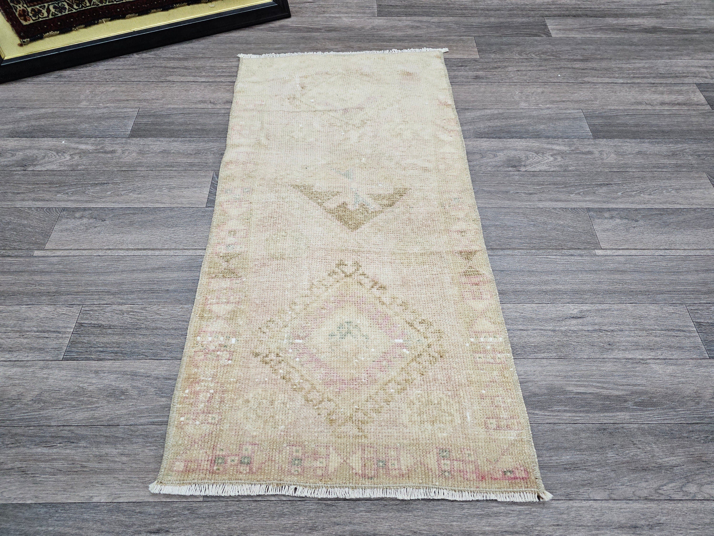 Handwoven Turkish Wool Rug: Faded Green Vintage Bath Mat (20x40 in)