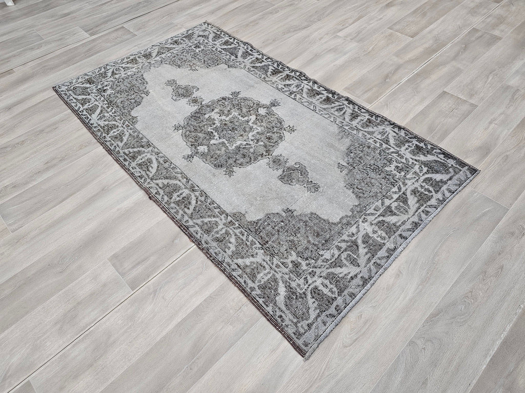 3'9'' x 6'8" Vintage Turkish Rug , HandKnotted Wool Oushak Carpet Gray and Black