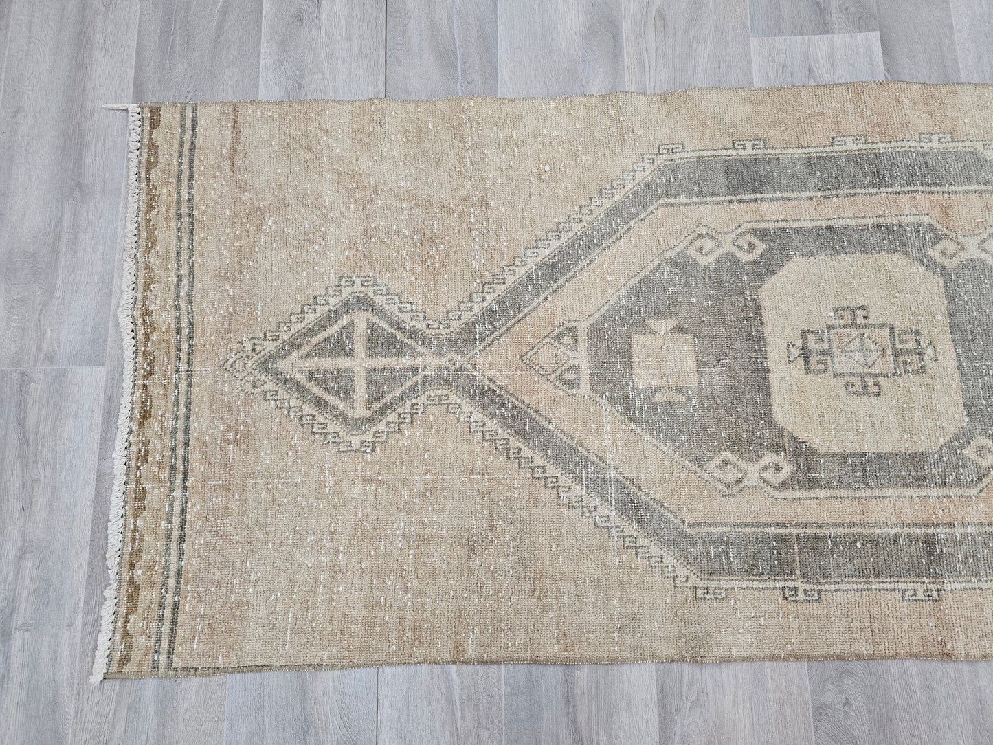 3x10 Neutral Vintage Turkish Runner Rug - Hand Knotted Wool Oushak Runner - Boho Runner Rug // 2.70x10.15 feet