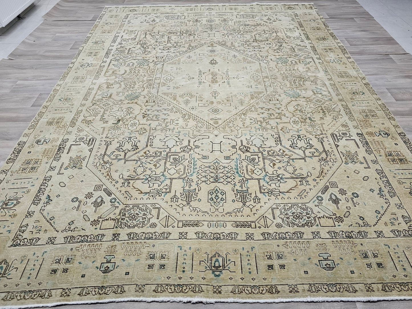 9 by  12 Hand Knotted Rug - Oversized Heriz Rug - Geometric Rug - Faded Oushak Rug  - Beige Cream Brown Mint Green Rug // 9.15x12.30 feet