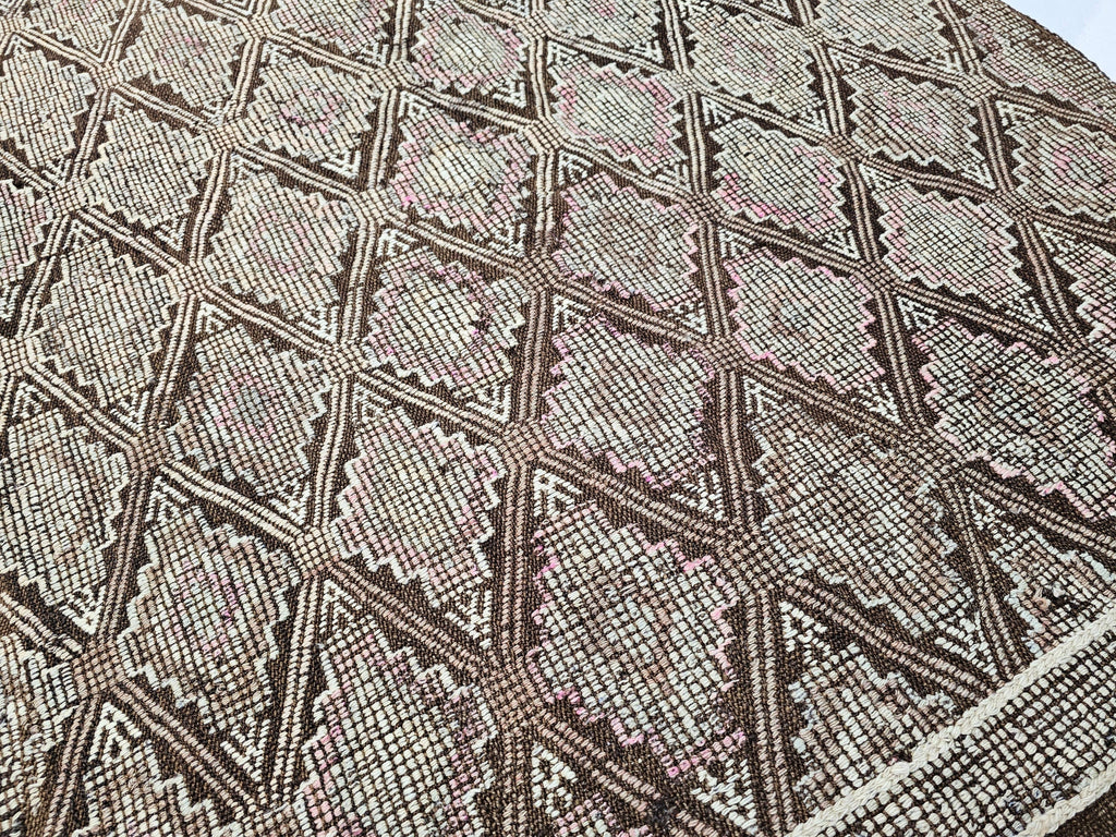 Vintage Turkish Cecim Rug: 4.40x9 Handwoven Wool Kilim Runner