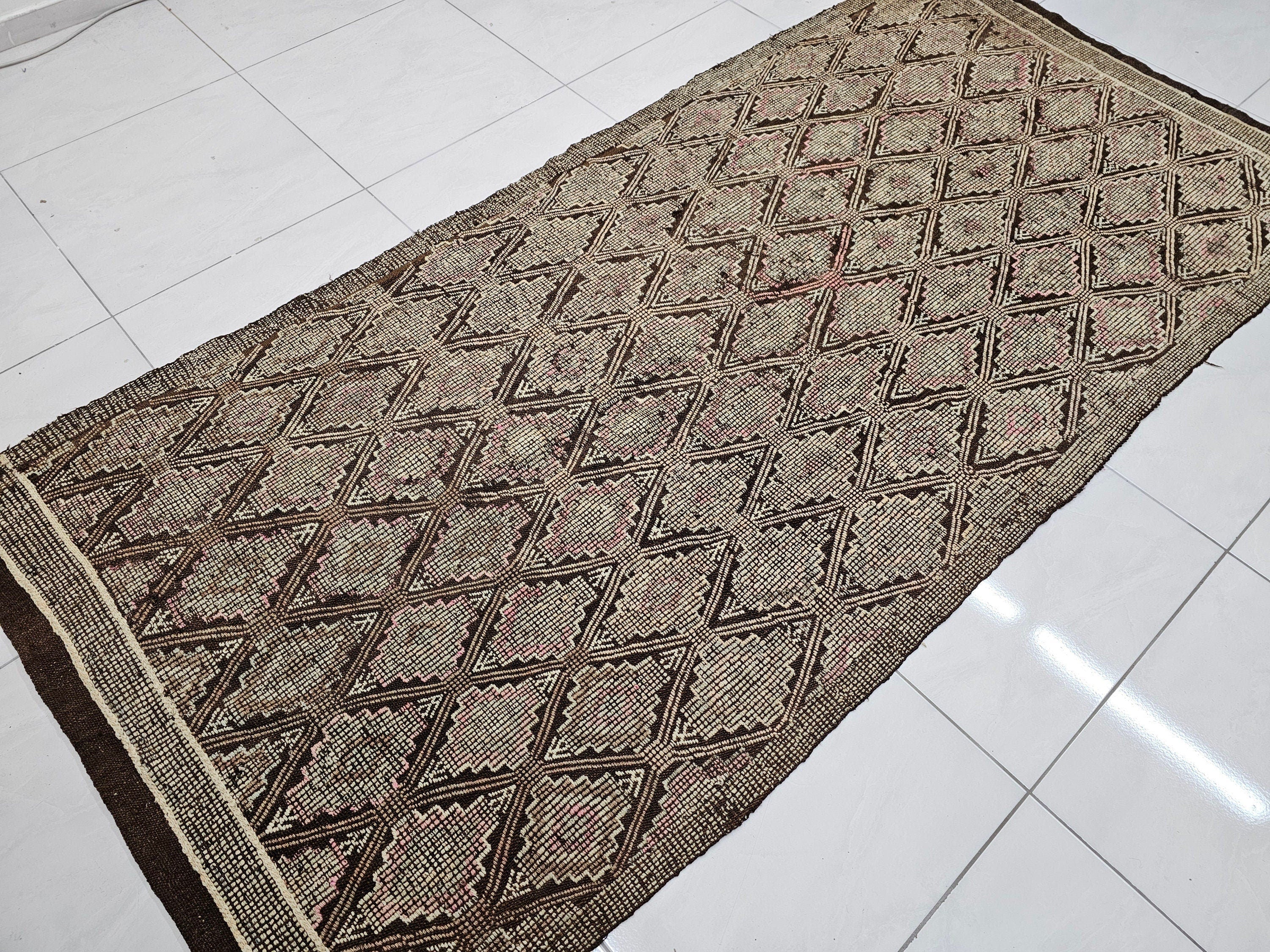 Vintage Turkish Cecim Rug: 4.40x9 Handwoven Wool Kilim Runner