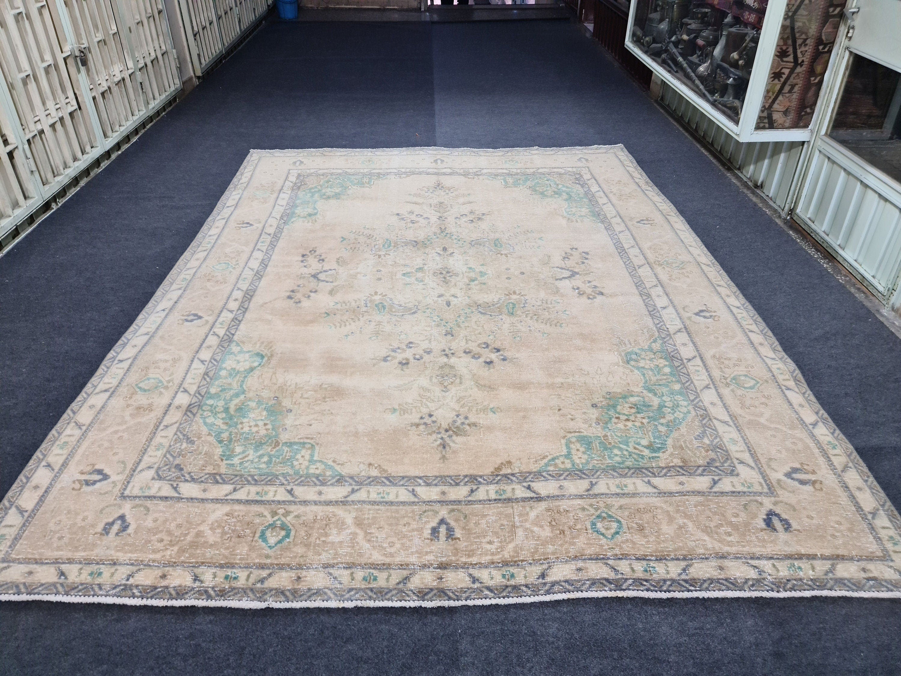 8x11 Hand Woven Wool Turkish Rug: Vintage Oushak Oriental Area Rug