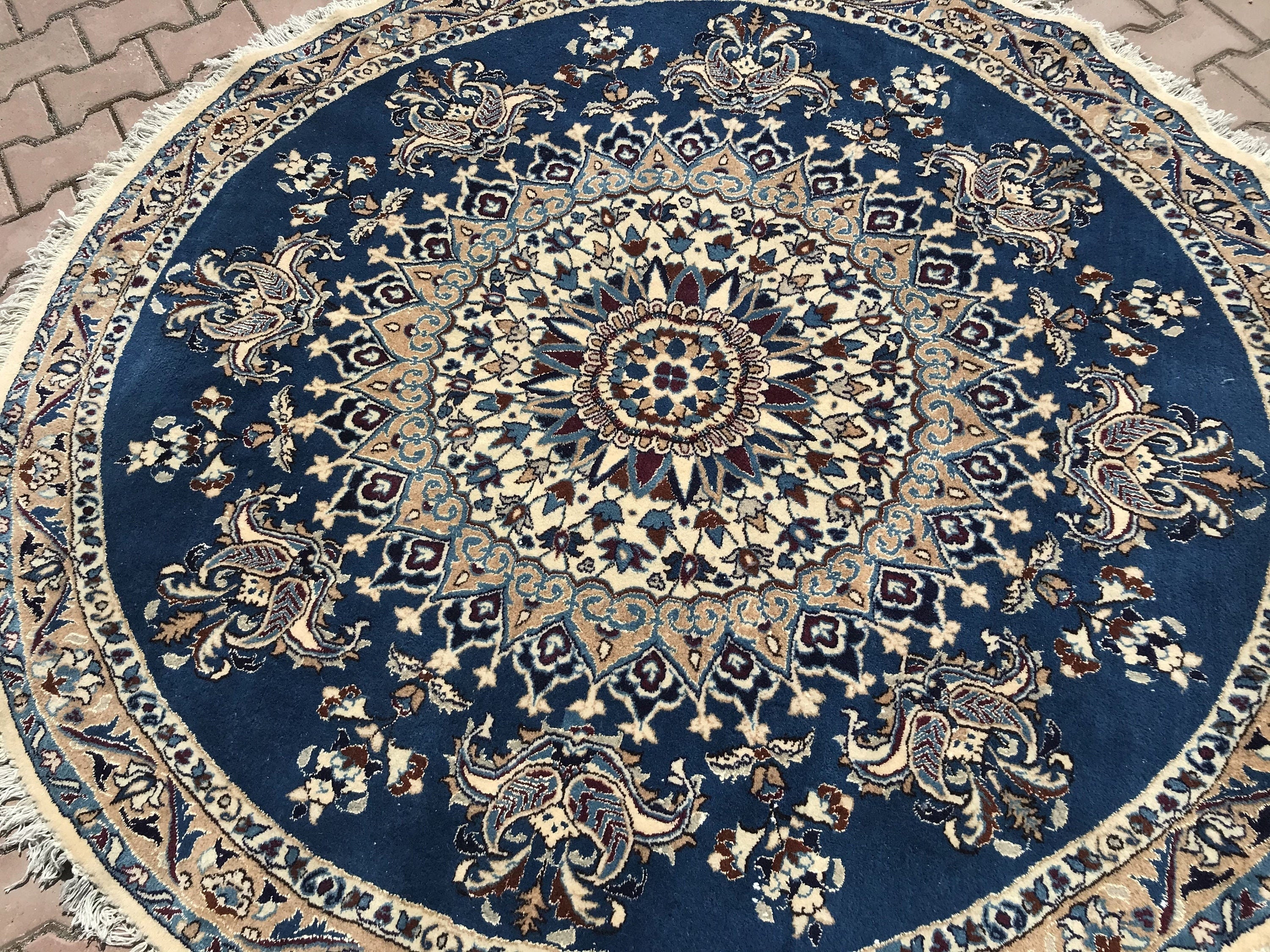Handknotted Oushak Round Rug: 6.56 ft Vintage Turkish Rug