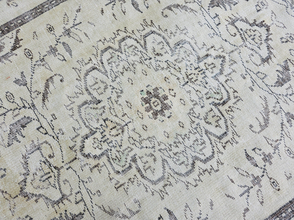 6x9 Vintage Turkish Oushak Rug: Hand-Knotted Wool Area Rug