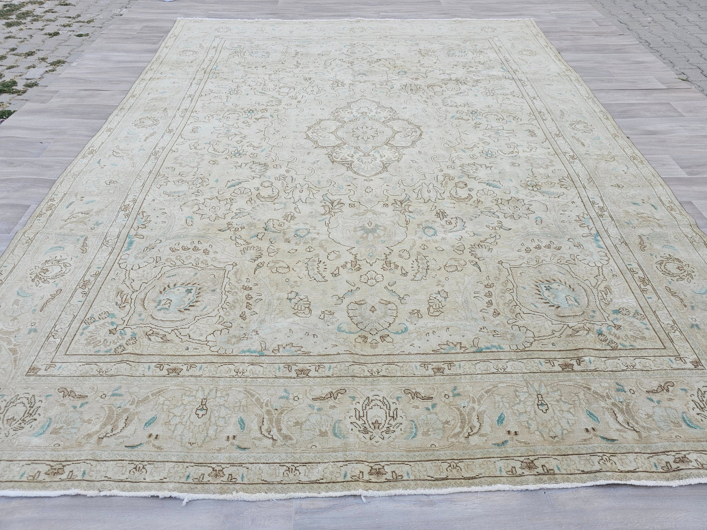 10x13 Neutral Vintage Oversize Wool Turkish Rug // 9.60x12.65 feet