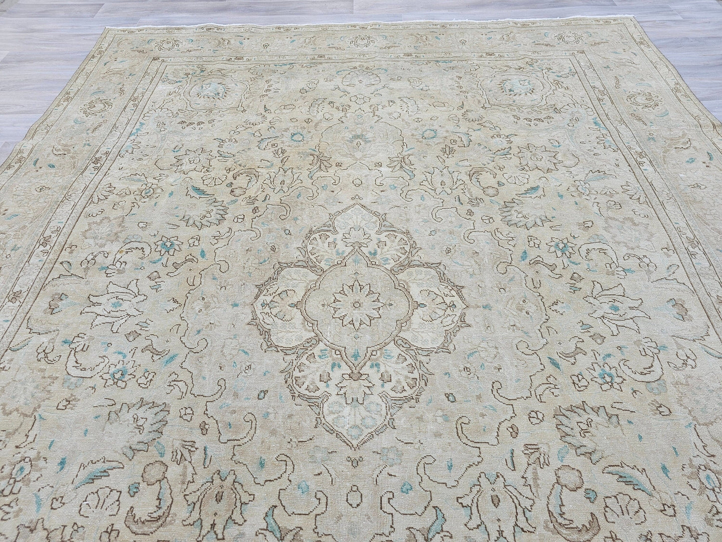 10x13 Neutral Vintage Oversize Wool Turkish Rug // 9.60x12.65 feet