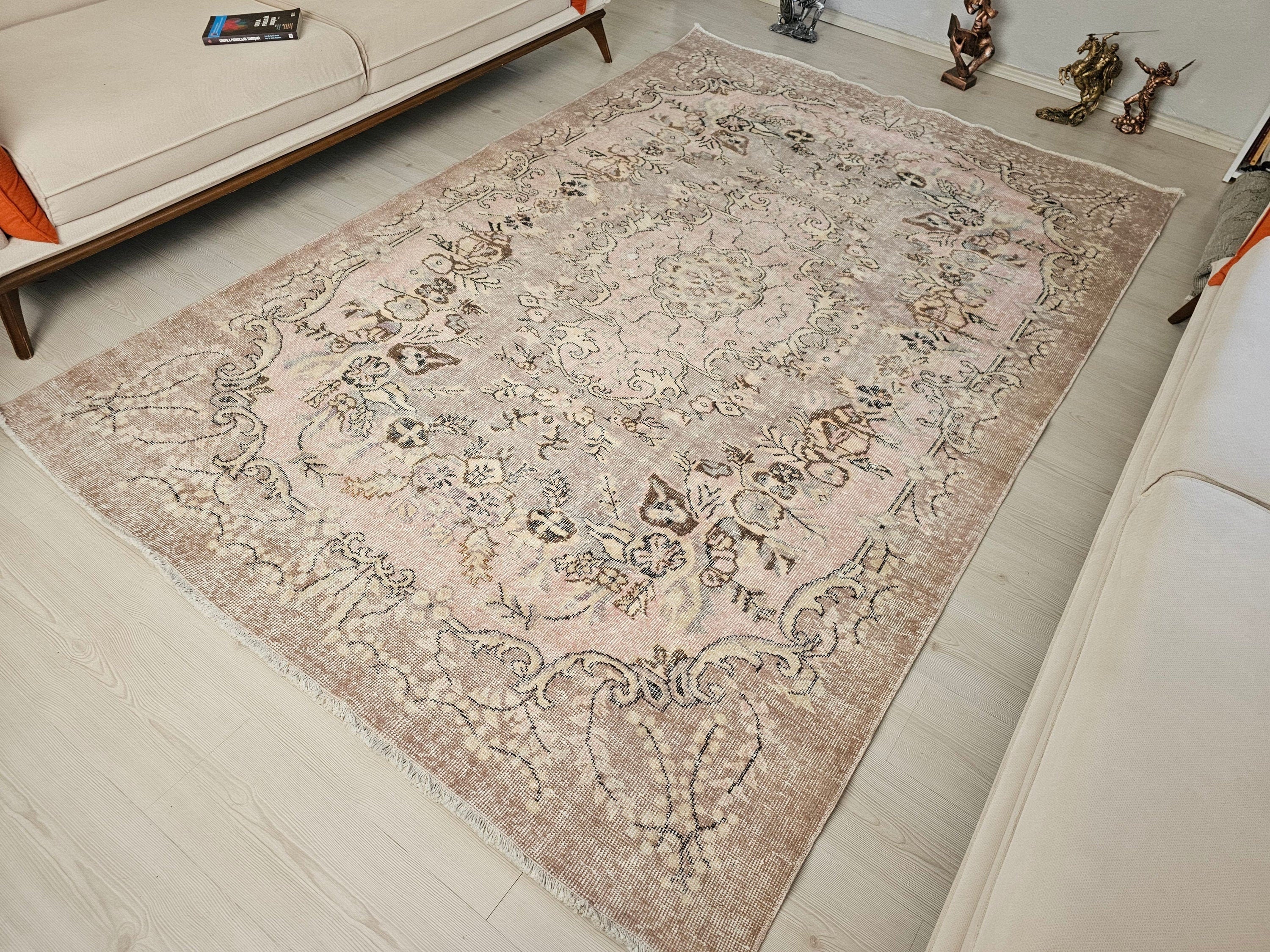 Handknotted 6x9 Oushak Rug: Pink Vintage Turkish Wool Carpet