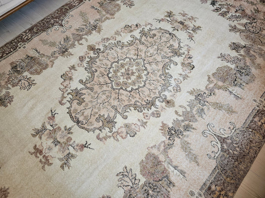 Vintage Turkish Rug /6.55x10.25 feet / Hand Knotted Wool Oushak Area Rug/ Decorative Wool Rug/ Rustic Decor Rug/ Farmhouse Decor Rug