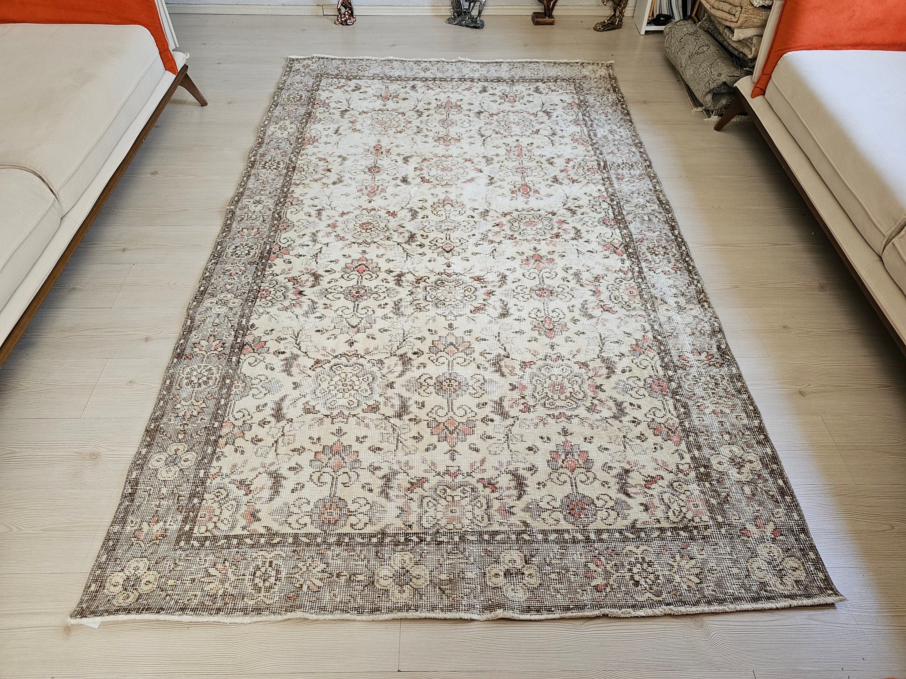 5x8 Vintage Turkish Oushak Rug: Neutral Floral Boho Decor