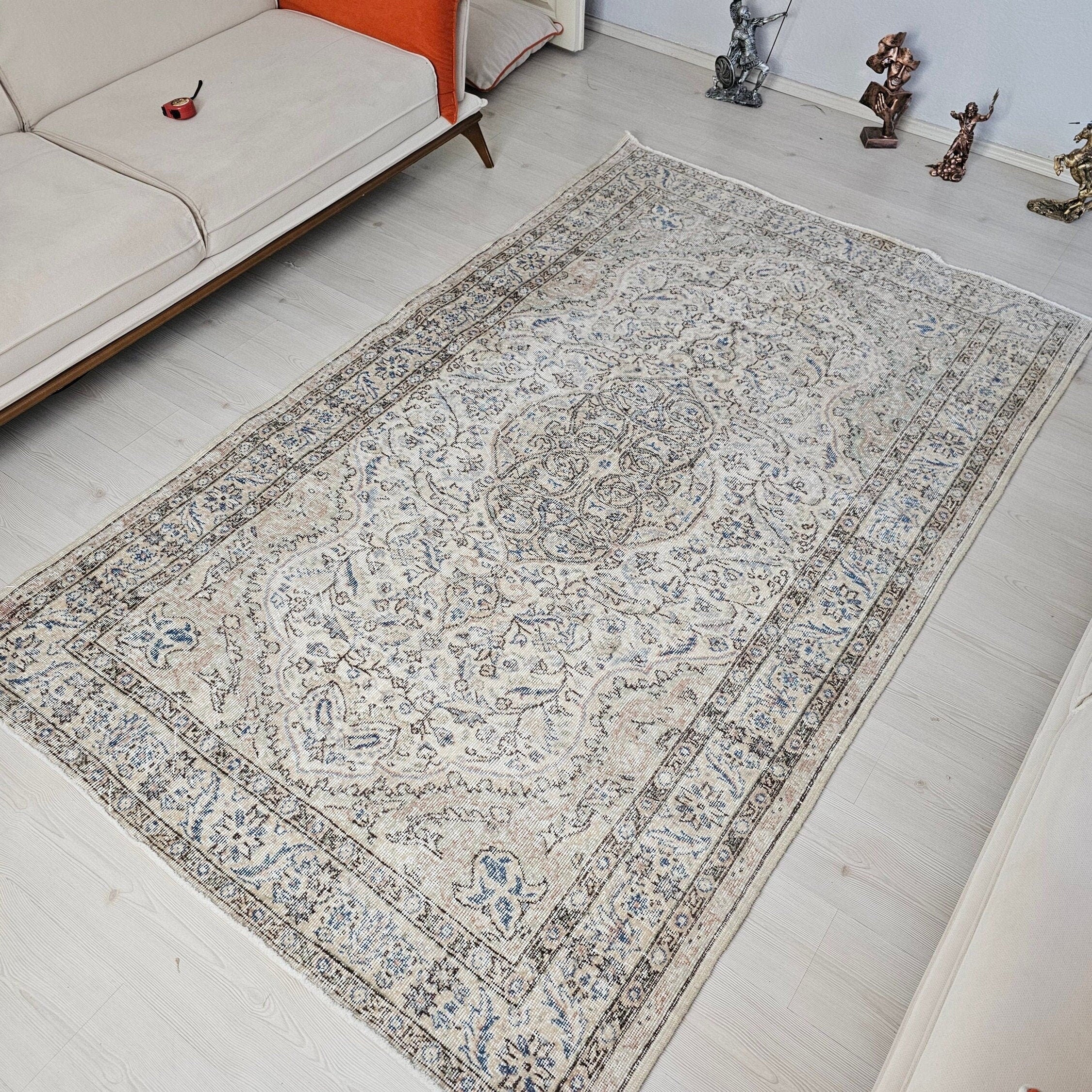 Handmade Wool Turkish Rug 5x8: Vintage Boho Farmhouse Decor