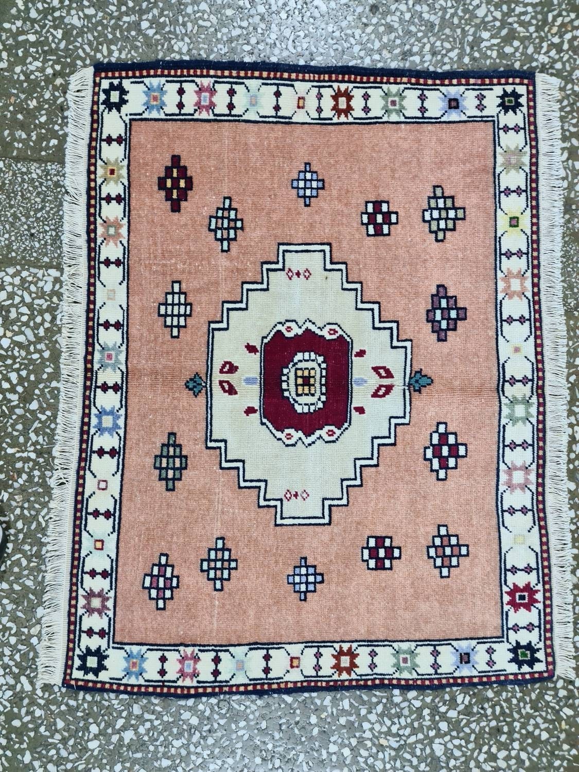 3x3 Bath rug/ 2.40 x 3.20 feet/ Turkish Small Carpet/ Natural Handwoven Vintage Bath Rug/ Boho Style Small Carpet/ Oushak Doormat