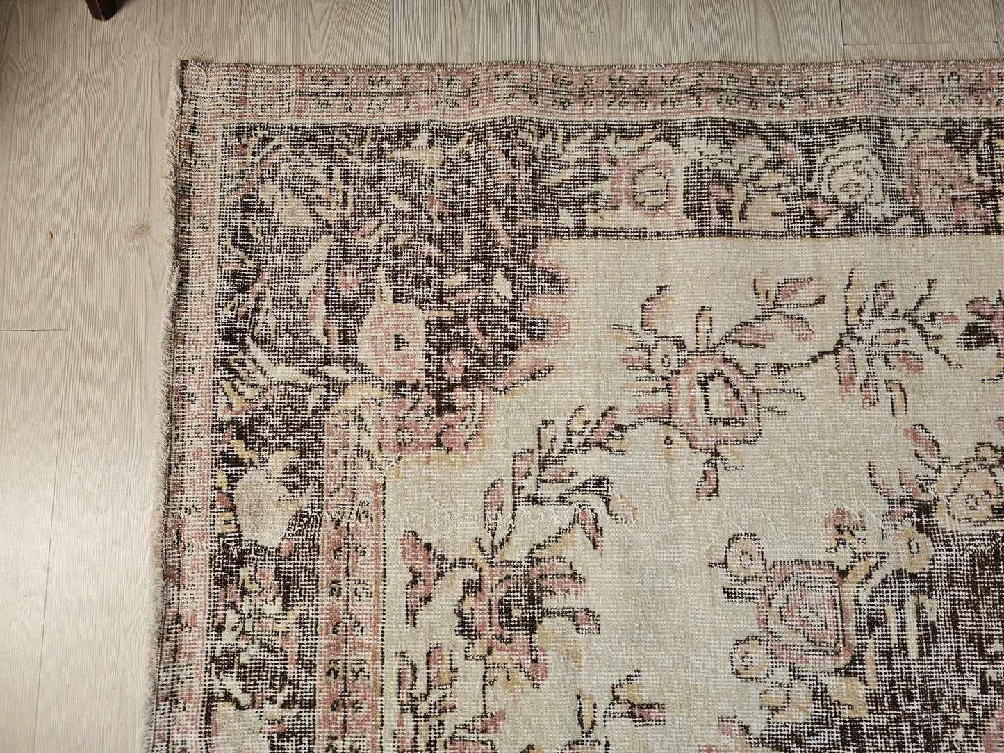 6x9 Neutral Vintage Turkish Oushak Area Rug, Floral Design Wool Rug //5.70x9.25 feet