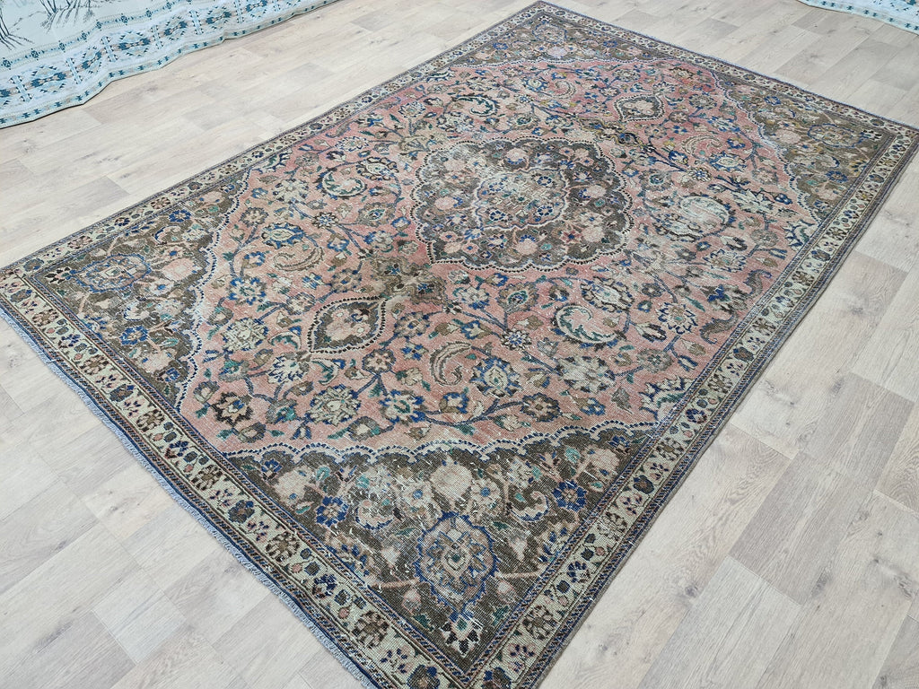 6x9 Vintage Turkish Oushak Rug: Wool Farmhouse Area Rug