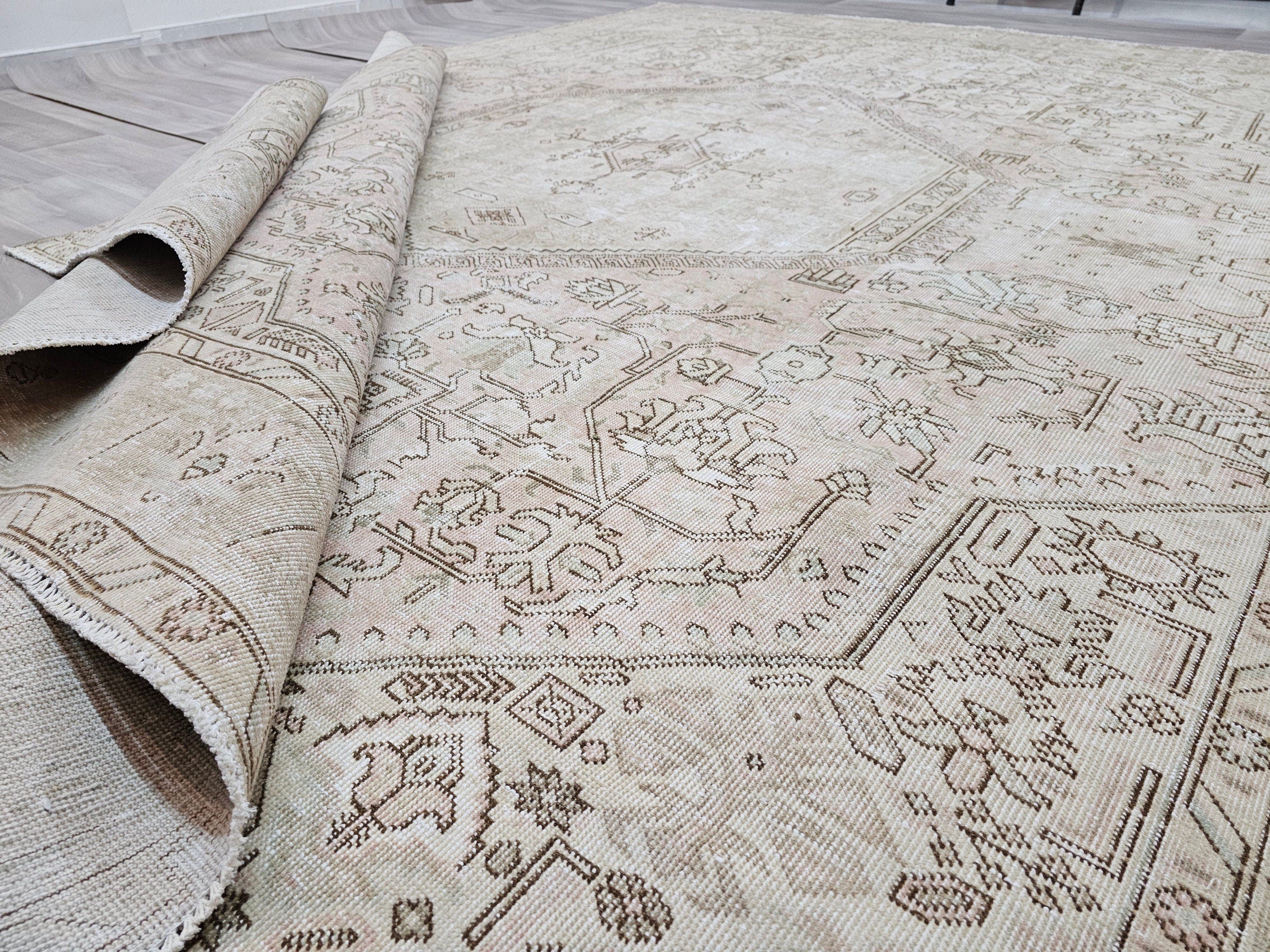 10x12 Vintage Hand-Knotted Turkish Rug: Neutral Persian Design