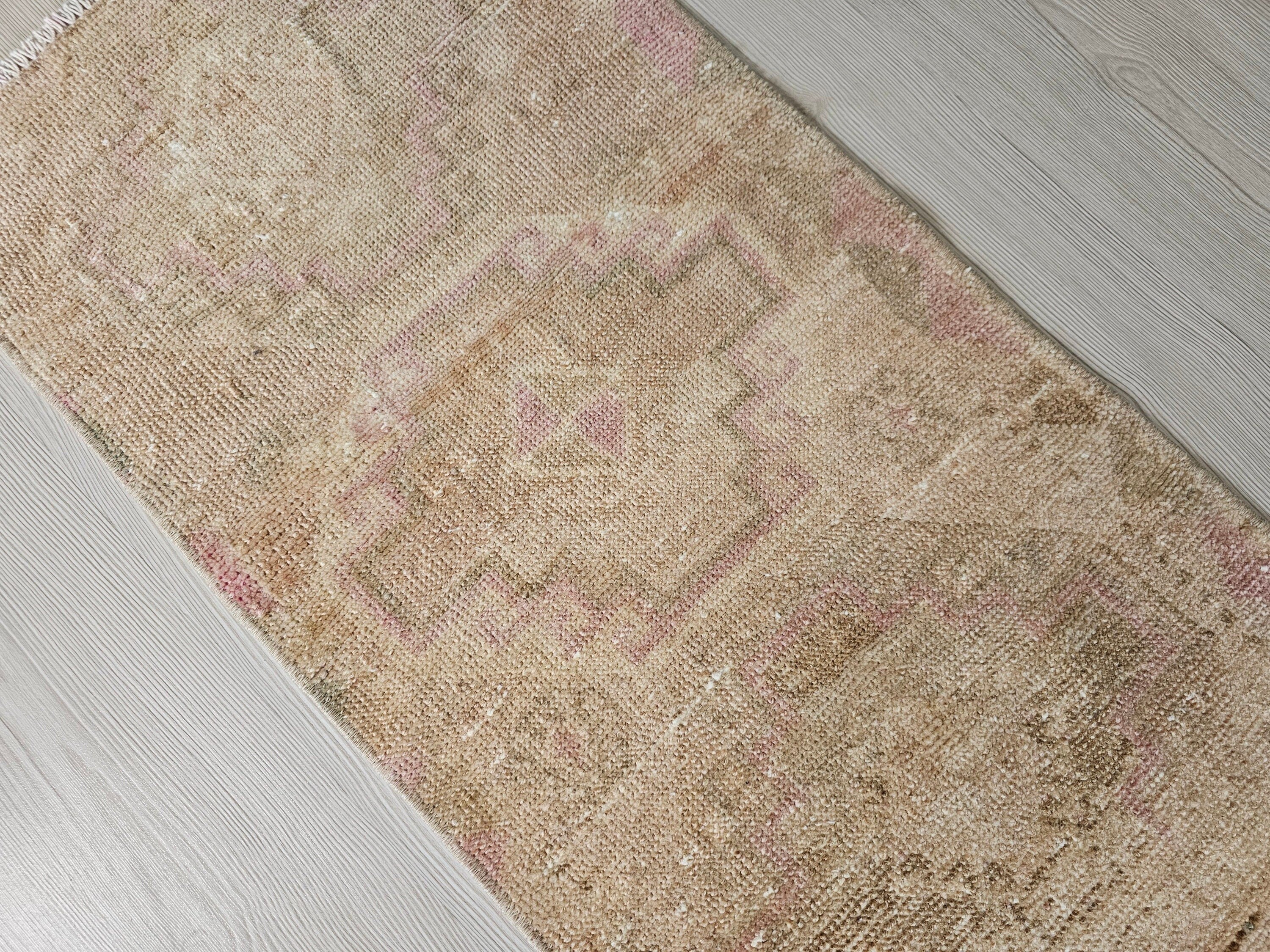 19x37 inches Vintage Authentic Turkish Doormat - Small Oushak Rug for Scandinavian Bathroom - Neutral Doormat
