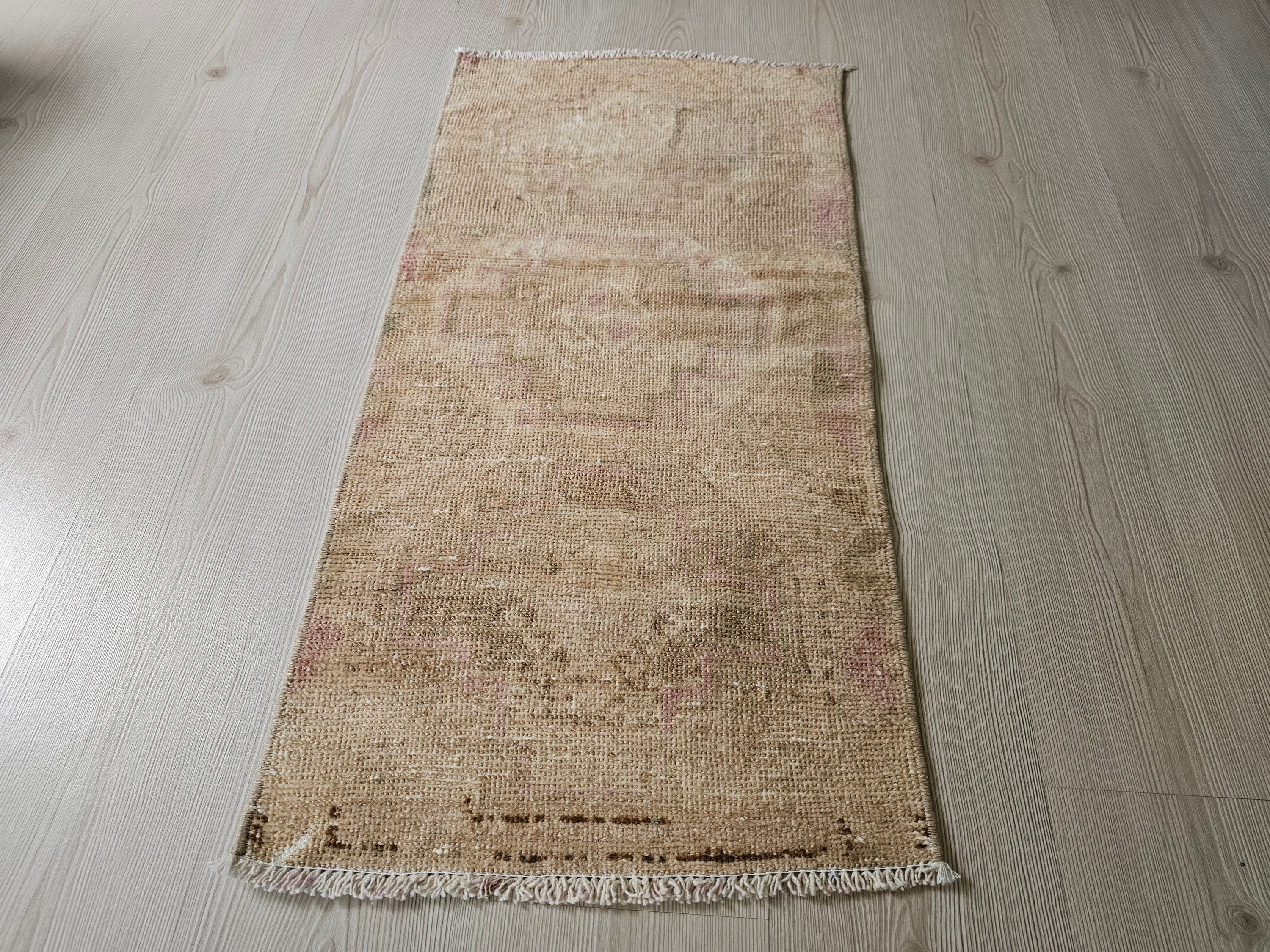 19x37 inches Vintage Authentic Turkish Doormat - Small Oushak Rug for Scandinavian Bathroom - Neutral Doormat