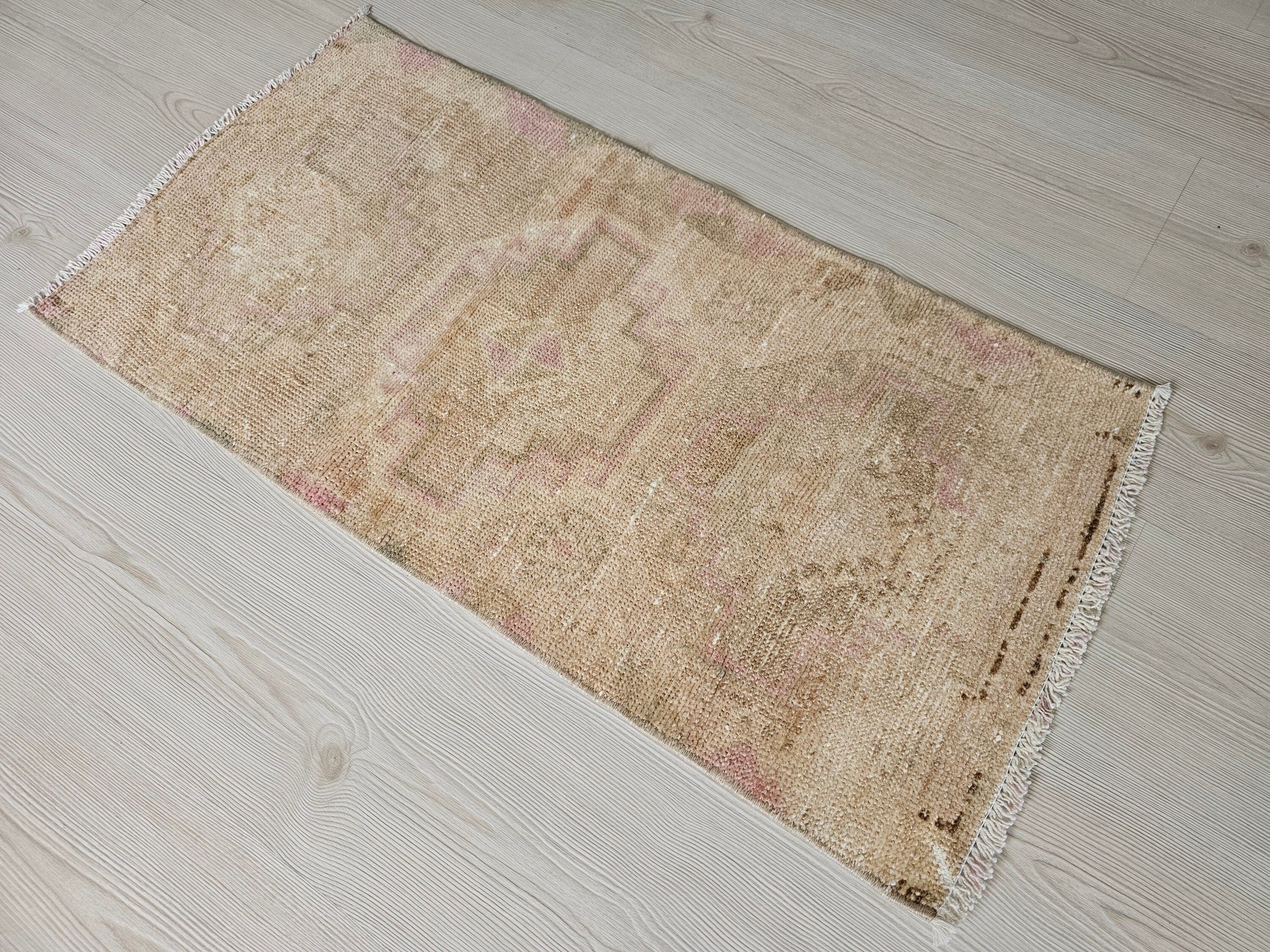 19x37 inches Vintage Authentic Turkish Doormat - Small Oushak Rug for Scandinavian Bathroom - Neutral Doormat