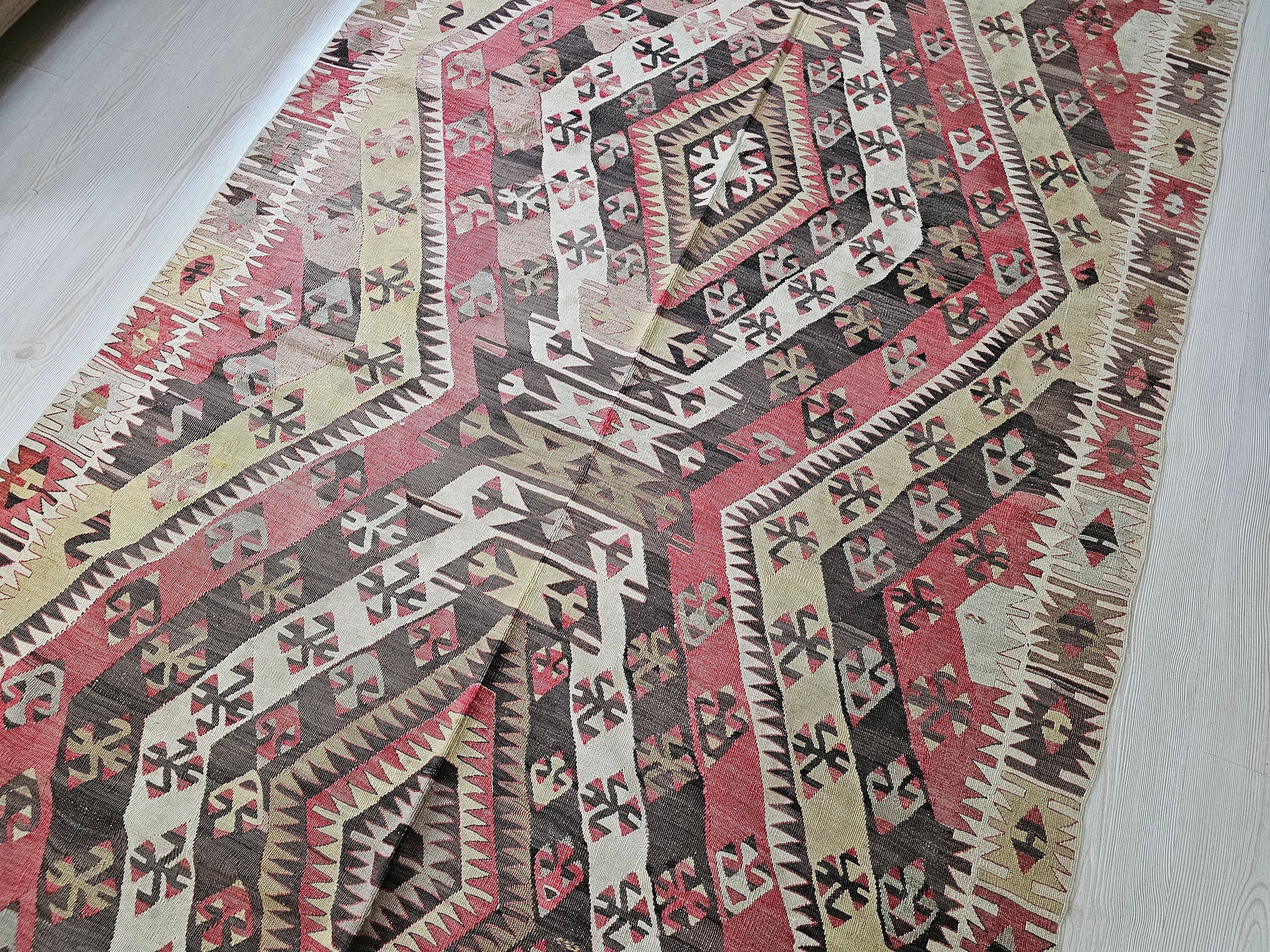Vintage Oushak Kilim Rug: Large Turkish Bohemian Area Rug (4.9 x 12.25 ft)