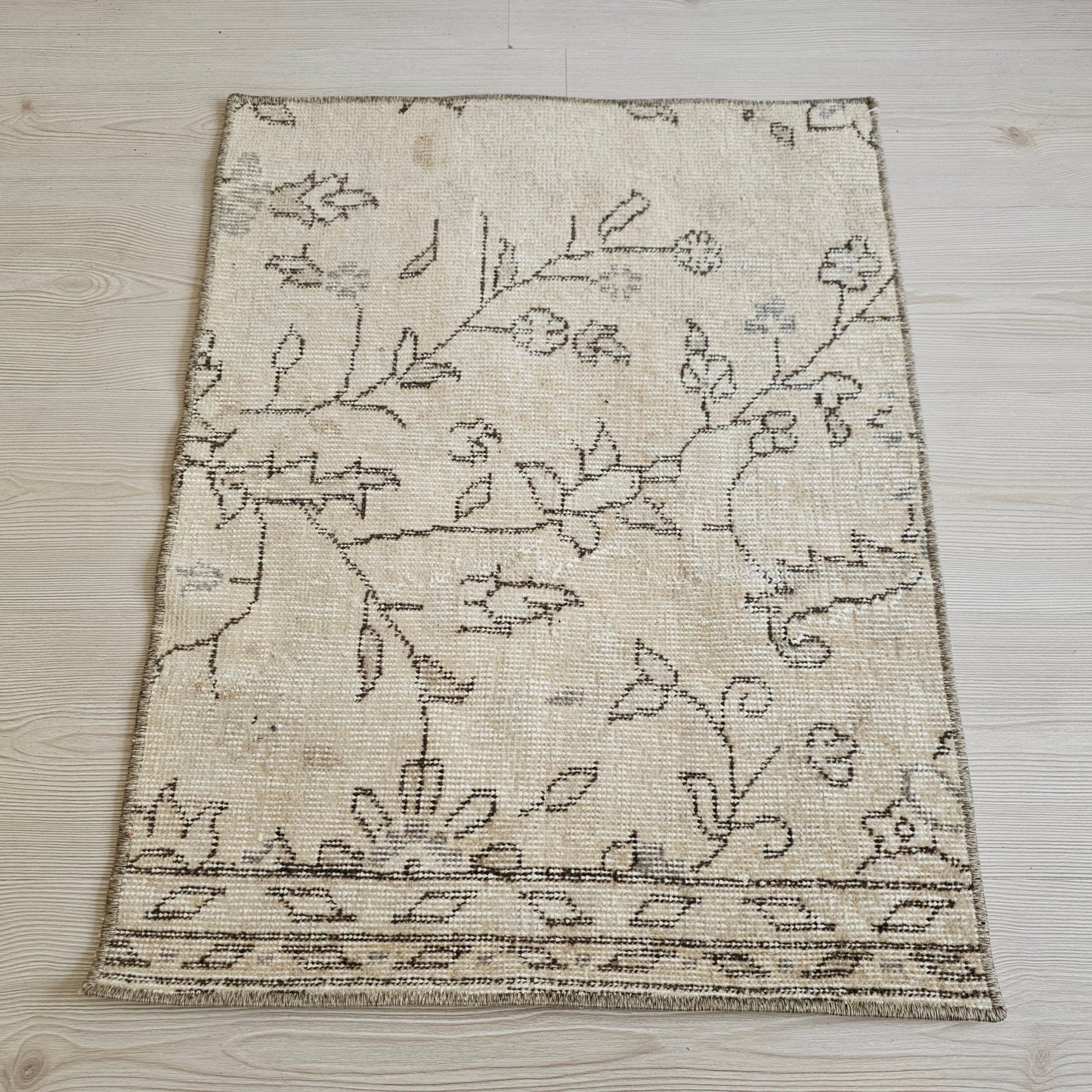 24x32 inches Neutral Vintage Doormat - Turkish Bath mat