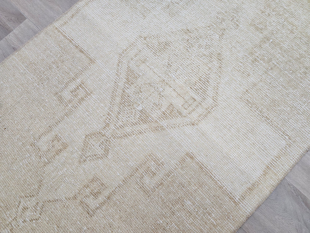 Neutral Beige Vintage Handwoven Wool Runner Rug - 3x11 feet | Timeless Hallway Carpet