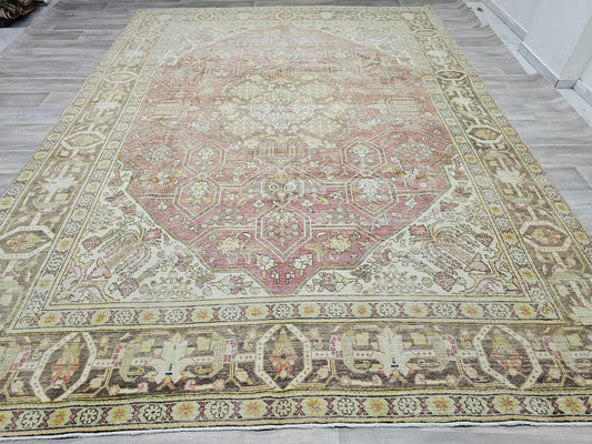 Heriz Rug 10x13 - Oversize Hand Knotted Muted Vintage Rug