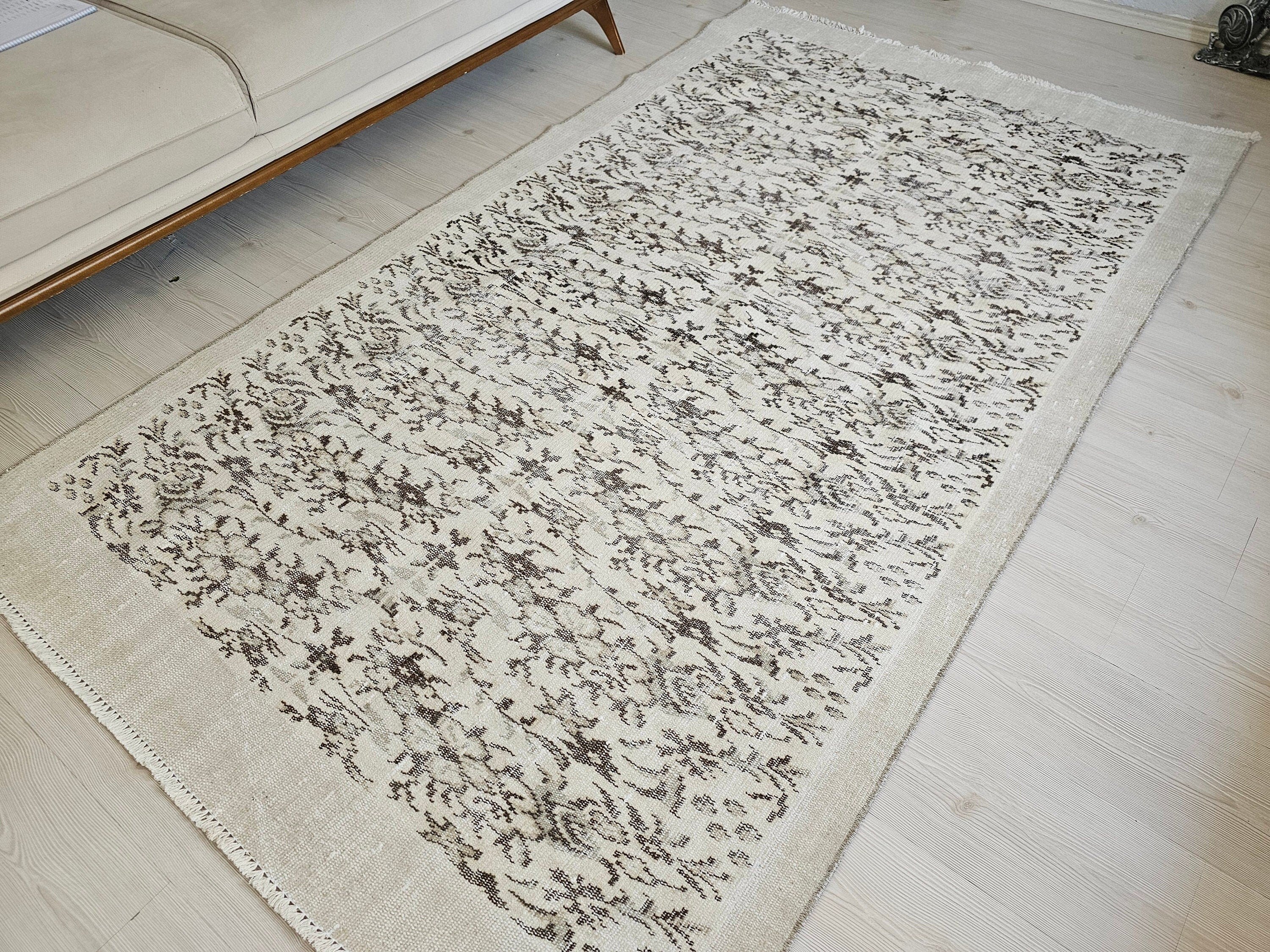 5x8 Vintage Neutral Handmade Turkish Rug //4.80x8.10 feet