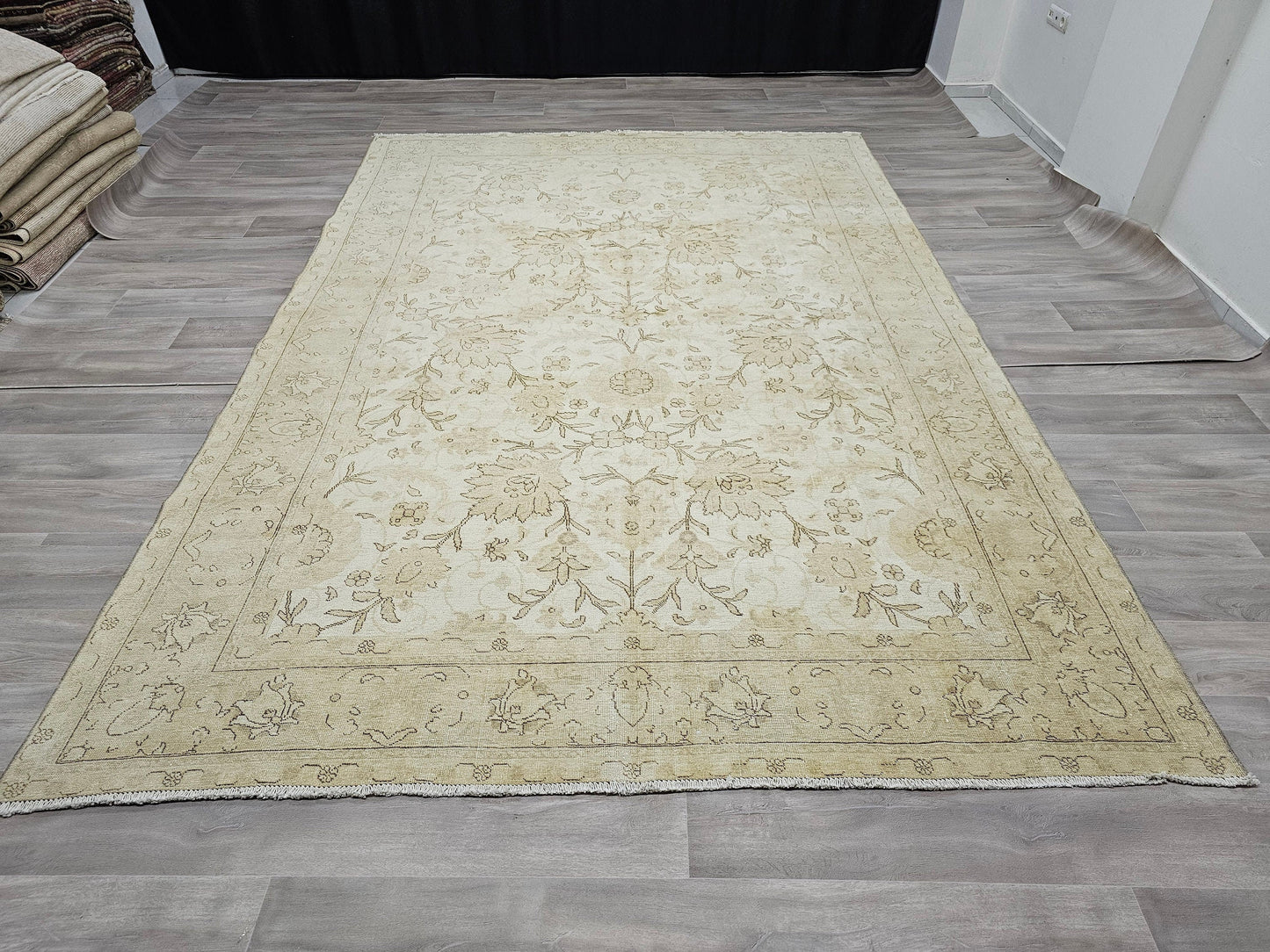 8x11 Neutral Mahal Rug Vintage Hand Knotted