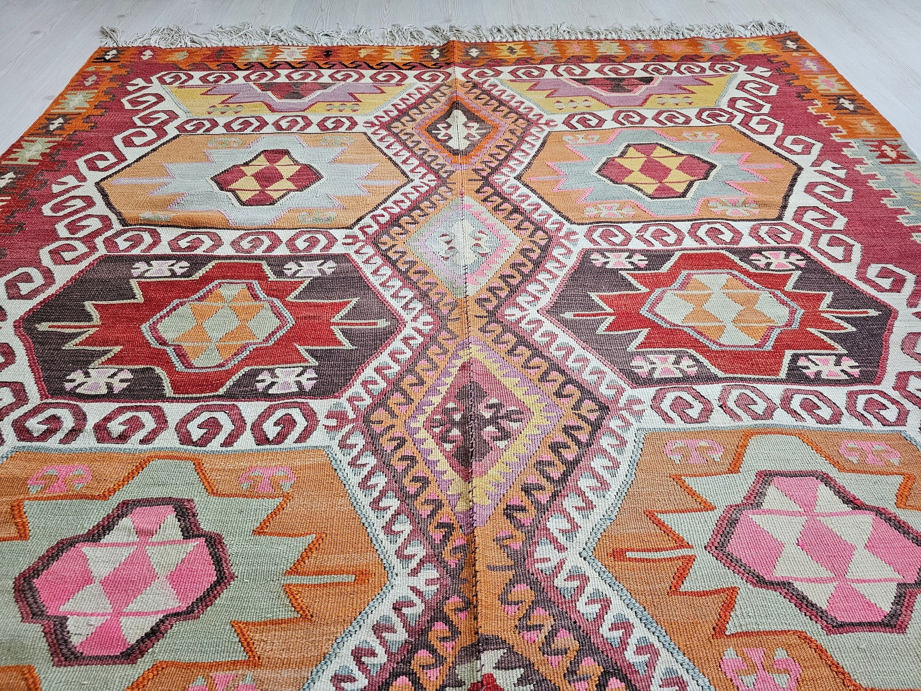 Vintage Turkish Kilim Rug: 6.55x10.35 ft, Hand-Woven Wool Oushak Carpet