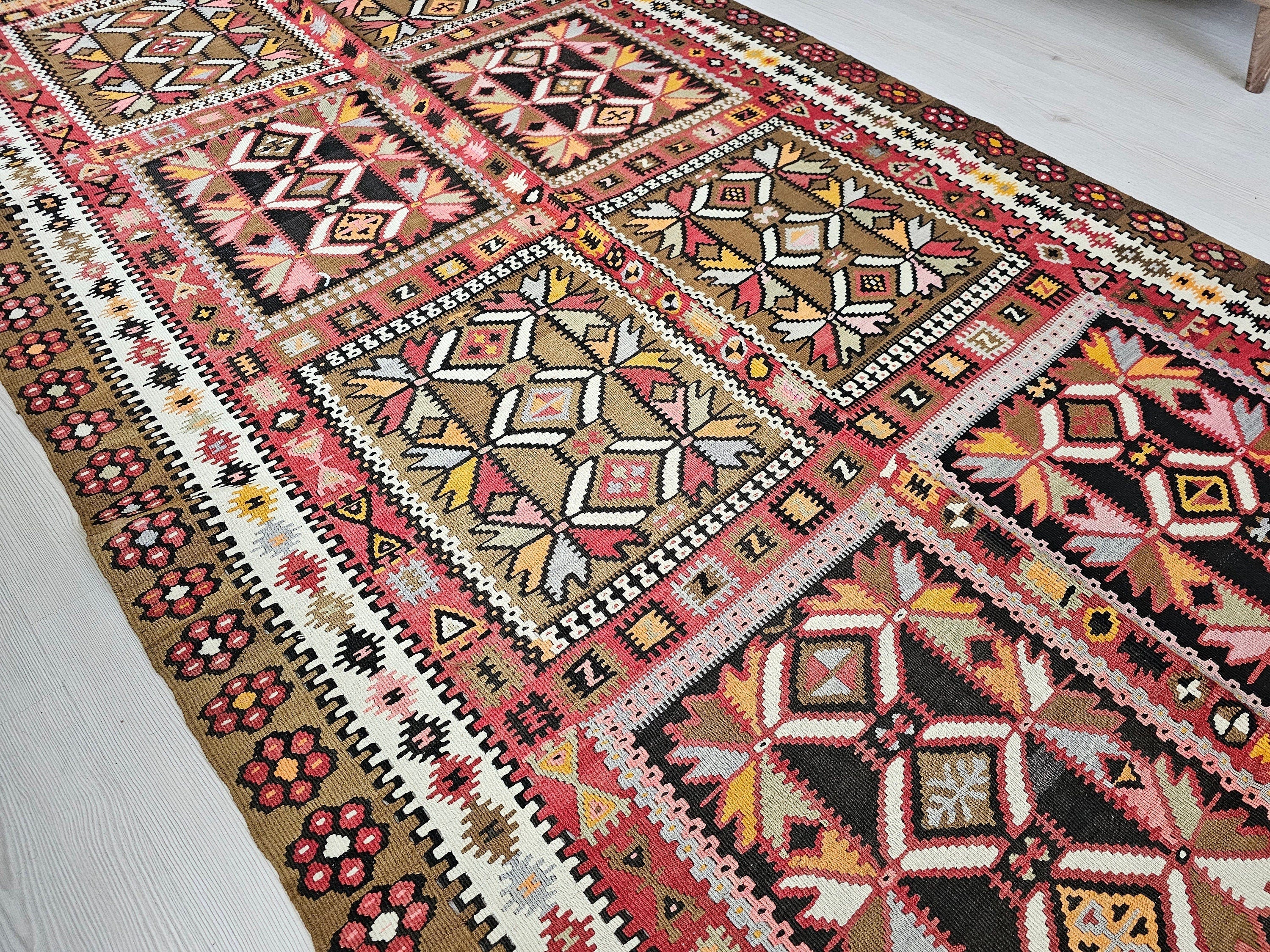 Extra Long Vintage Turkish Kilim Runner Rug: Authentic Wool Kelim (5x16 ft)