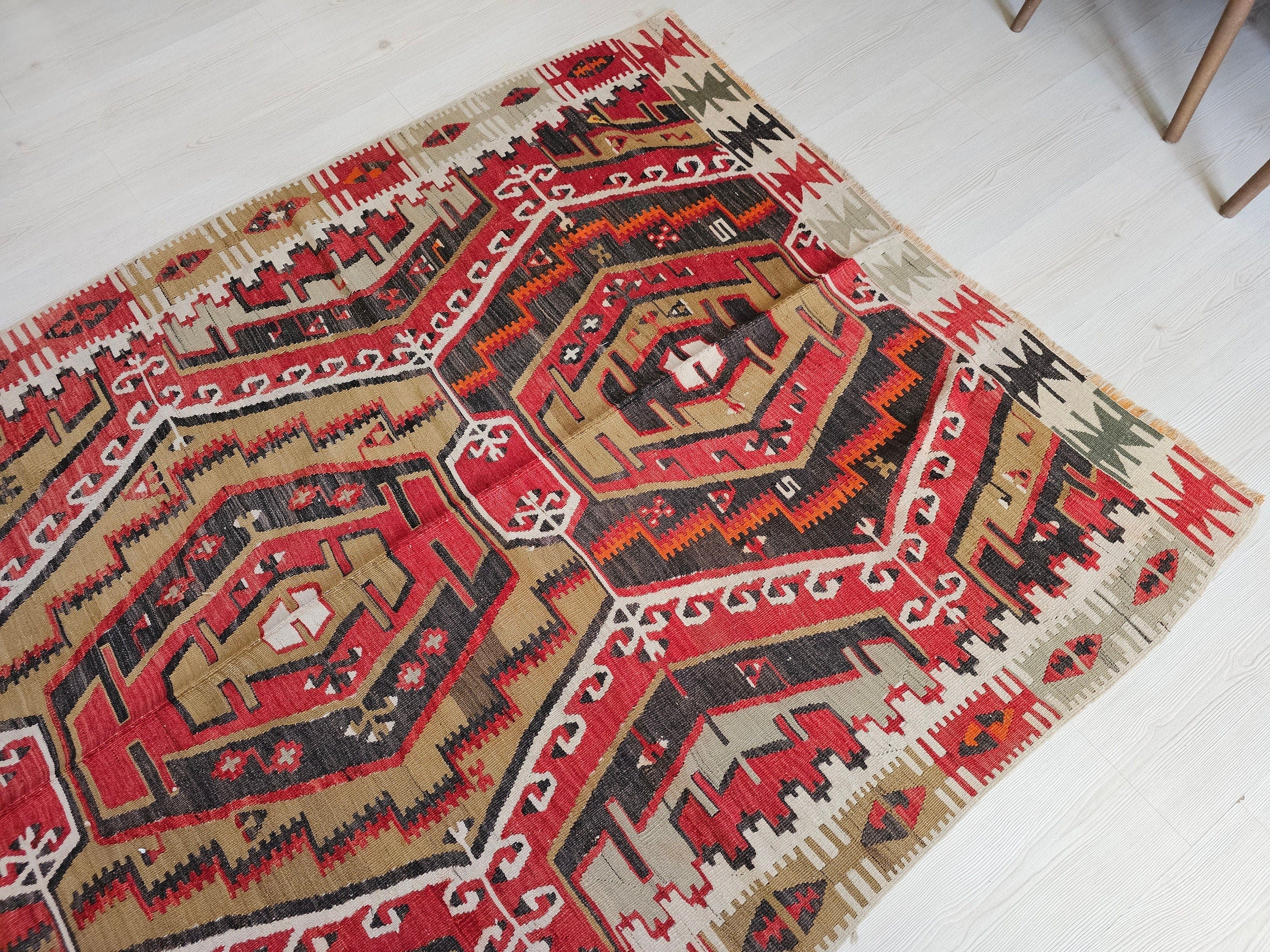 5x11 ft Vintage Turkish Kilim Rug: Handmade Wool Oushak Rug