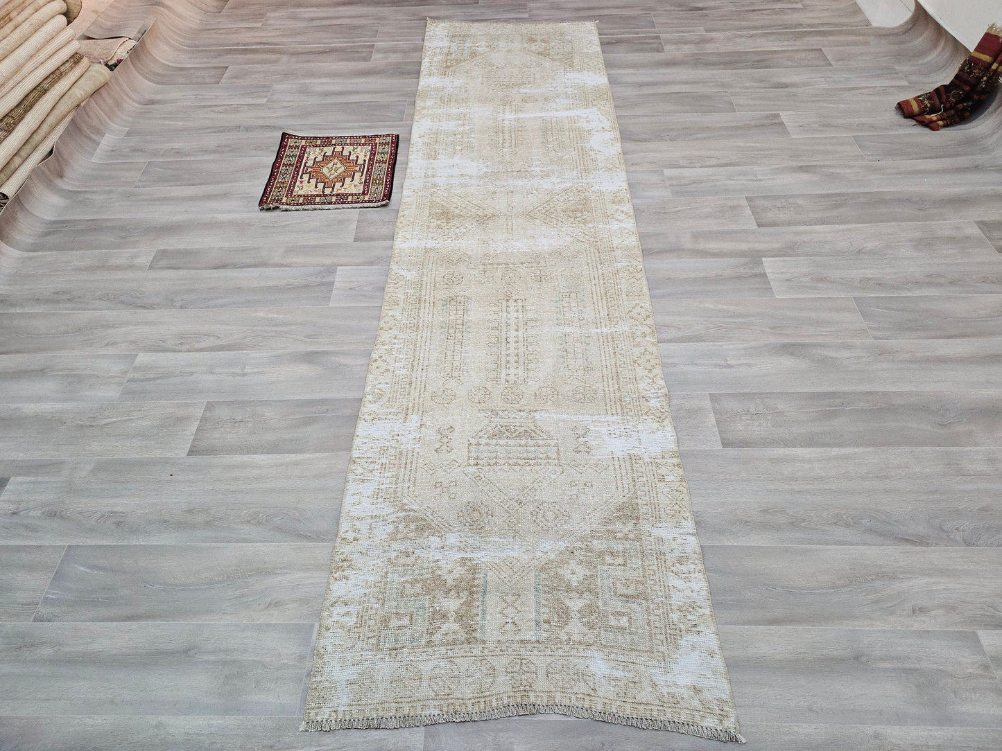 3x11 Neutral Turkish Runner Rug/ Hand Knotted Wool Runner/ Beige Cream Runner Rug/ Faded Oushak Runner/ Pale Vintage Runner /2.90x11.30 feet