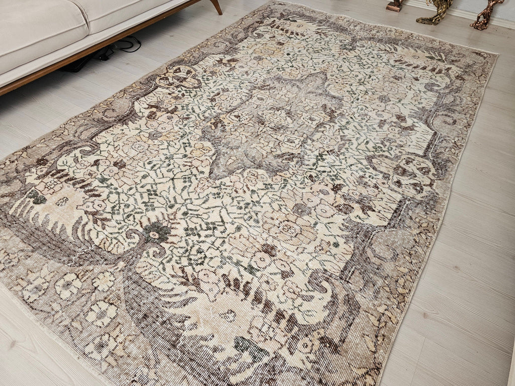 Hand Knotted Wool Turkish Oushak Rug 6x9: Vintage Anatolian Design