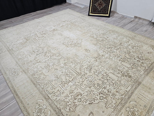 9x12 Hand Knotted Neutral Heriz Rug for Livingroom and Diningroom Distressed Wool Oushak Area Rug Cream beige and brown