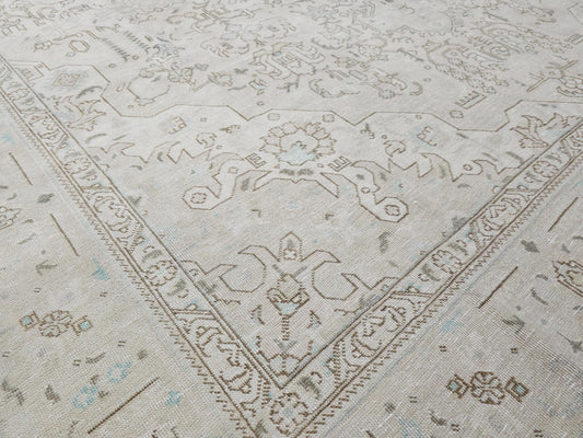 9x12 Antique Neutral Wool Rug