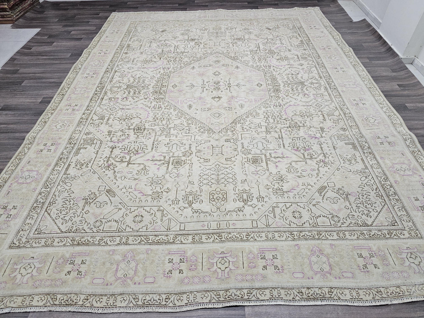 9x12 Neutral Vintage Area Rug/ Faded Turkish Area Rug/ Muted Oushak Rug/ Large Wool Area Rug/ Light Pink and Beige Rug /9.40x12.20 feet