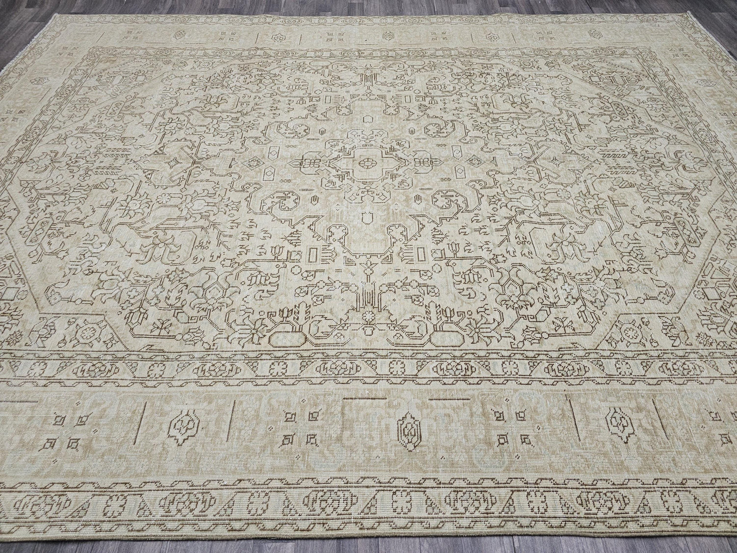 9.60x12.60 feet Geometric Vintage Neutral Heriz Area Rug Handmade