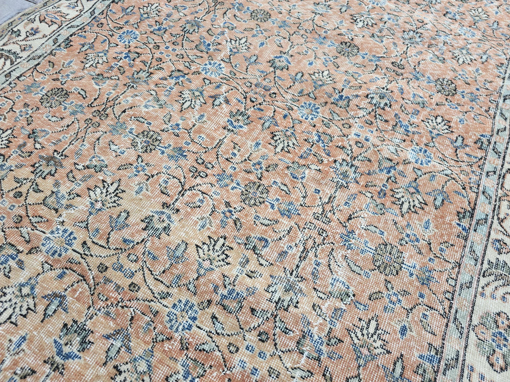 Handmade Wool Oushak Rug 5x9: Vintage Turkish Floral Rug