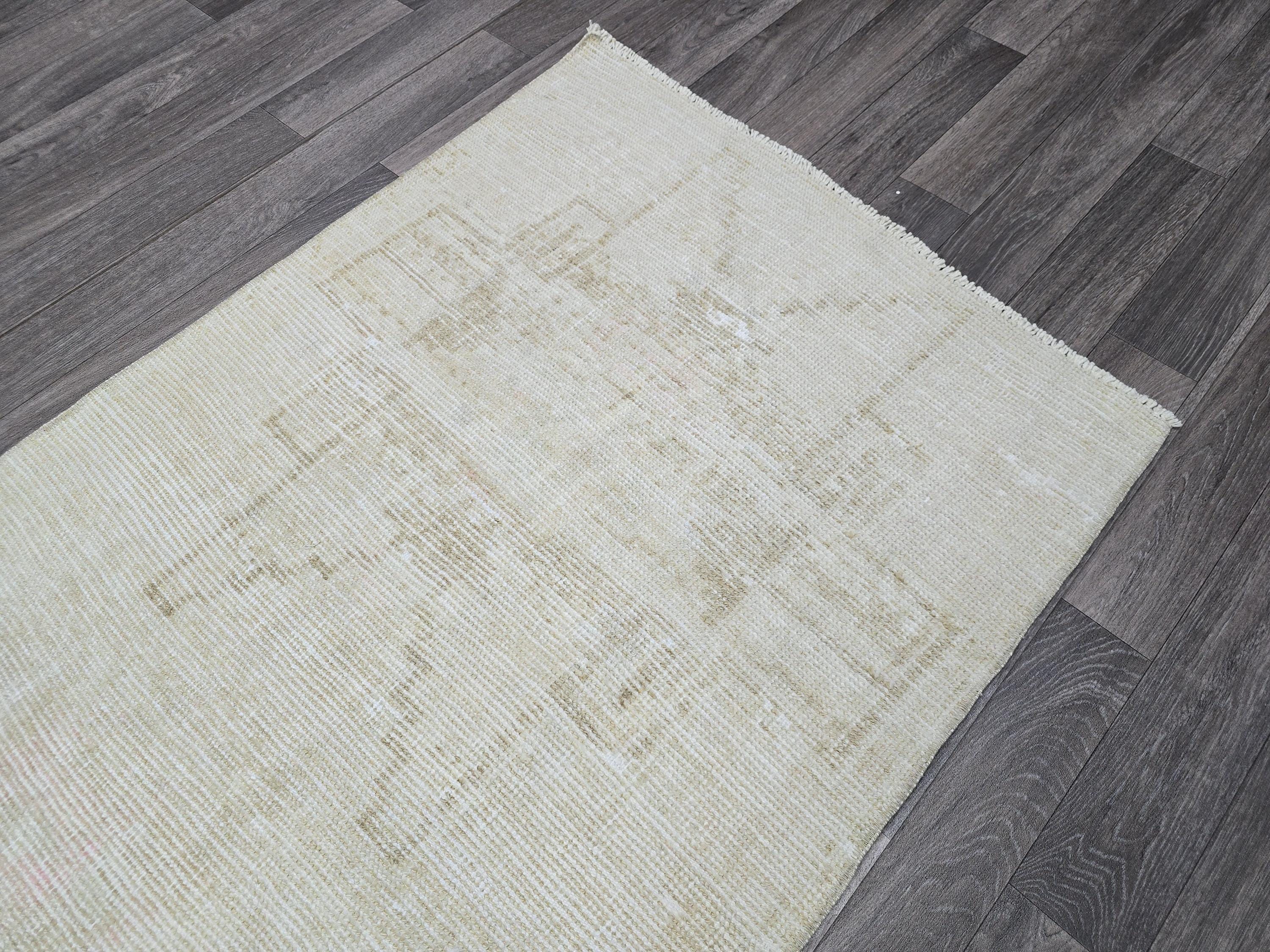 Hand Knotted Wool Turkish Rug: Small Vintage Oushak Carpet (3x5 ft)