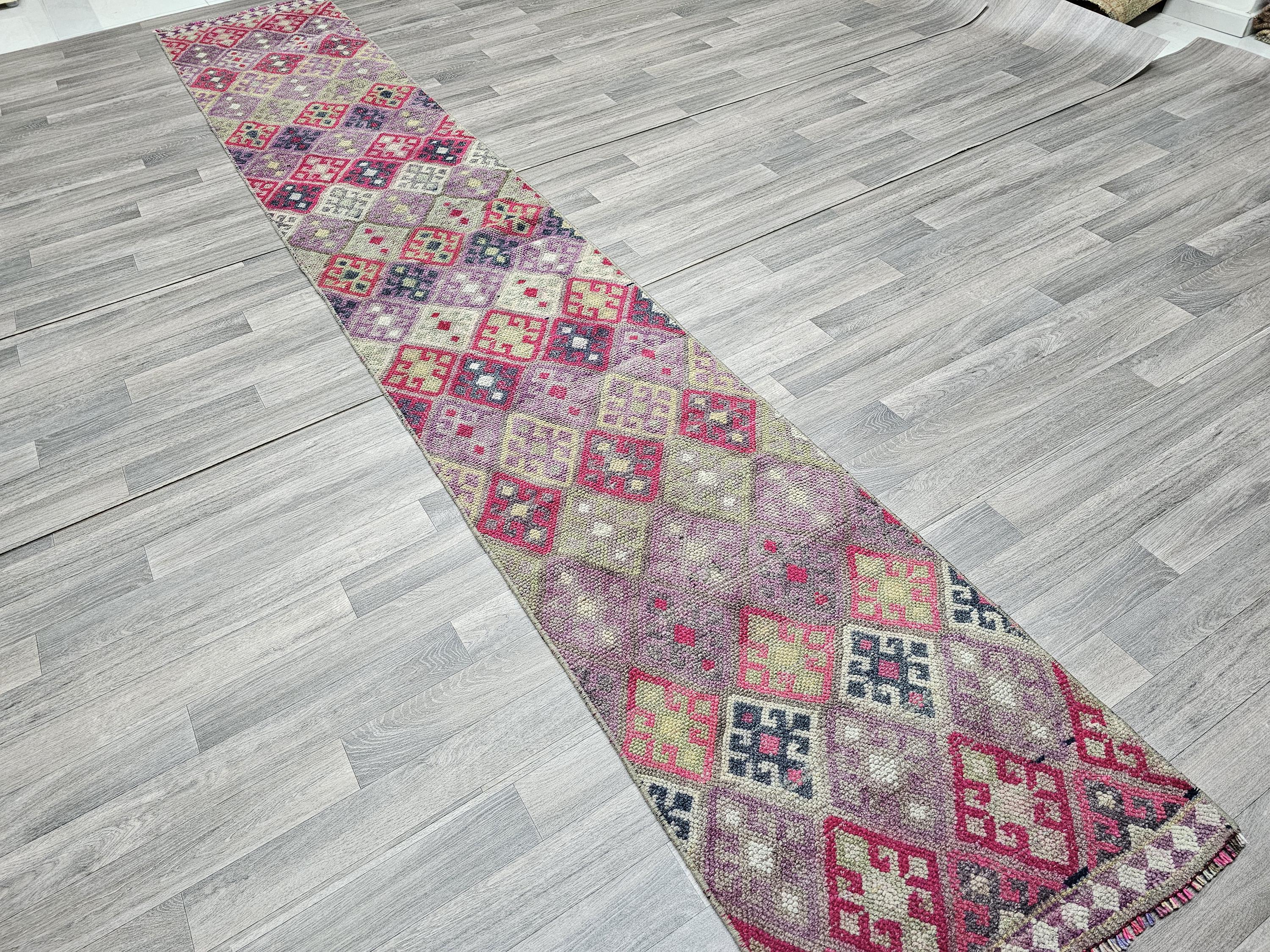 Hand Knotted Wool Herki Runner Rug: Vintage Turkish Hallway Decor