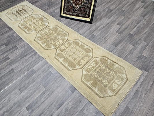 2.5x10 Narrow Neutral Vintage Turkish Runner