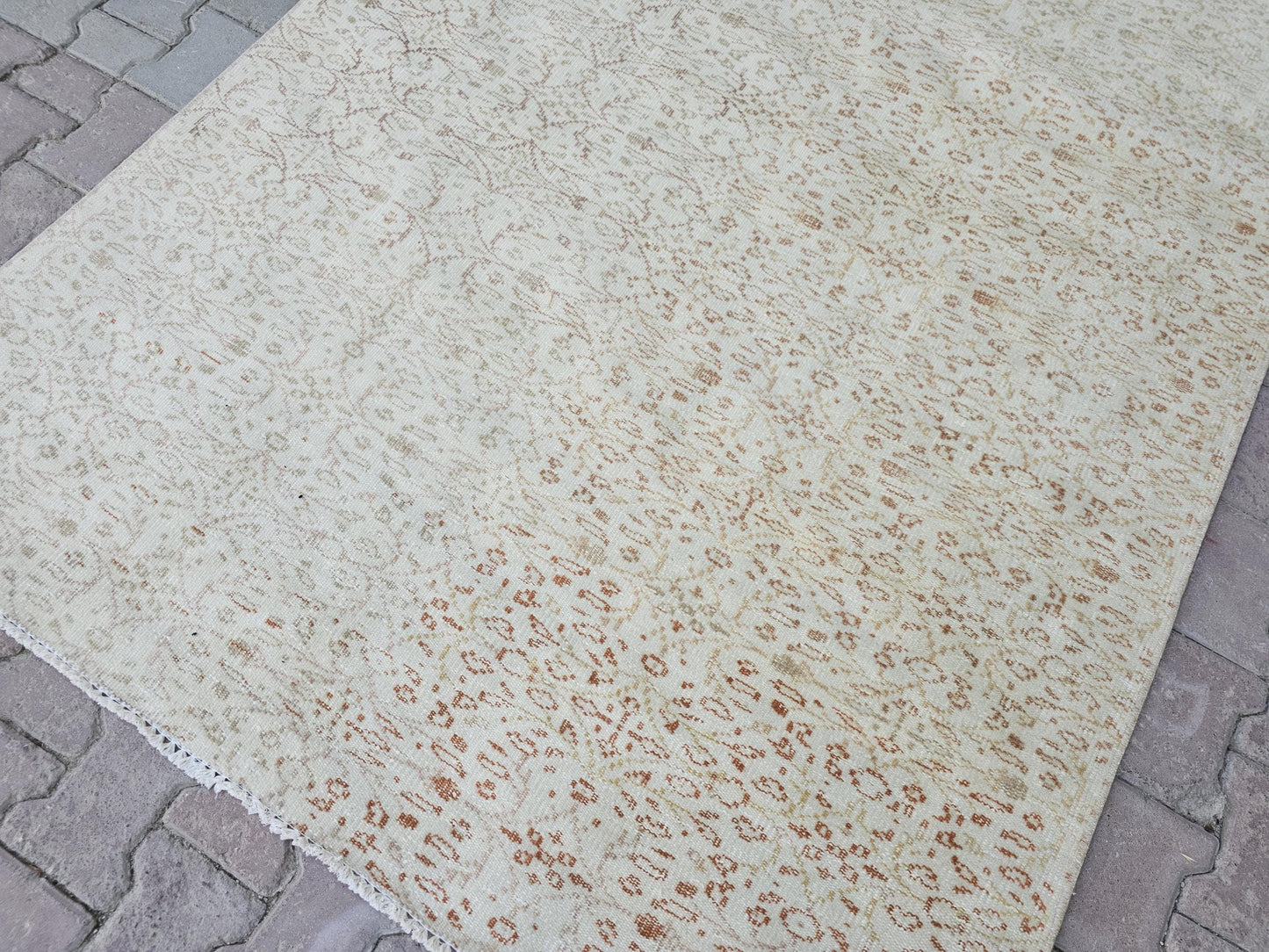 5x9 Hand Knotted Vintage Turkish Area Rug Cream